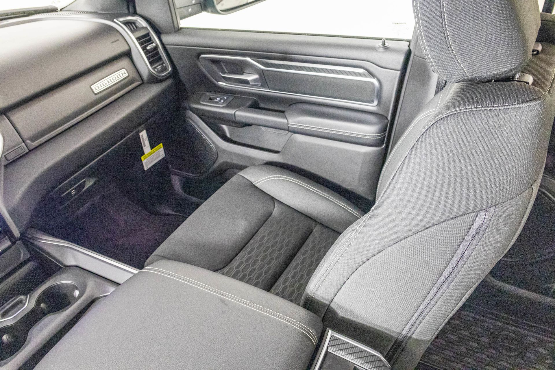 2026 RAM 1500 - Image 30