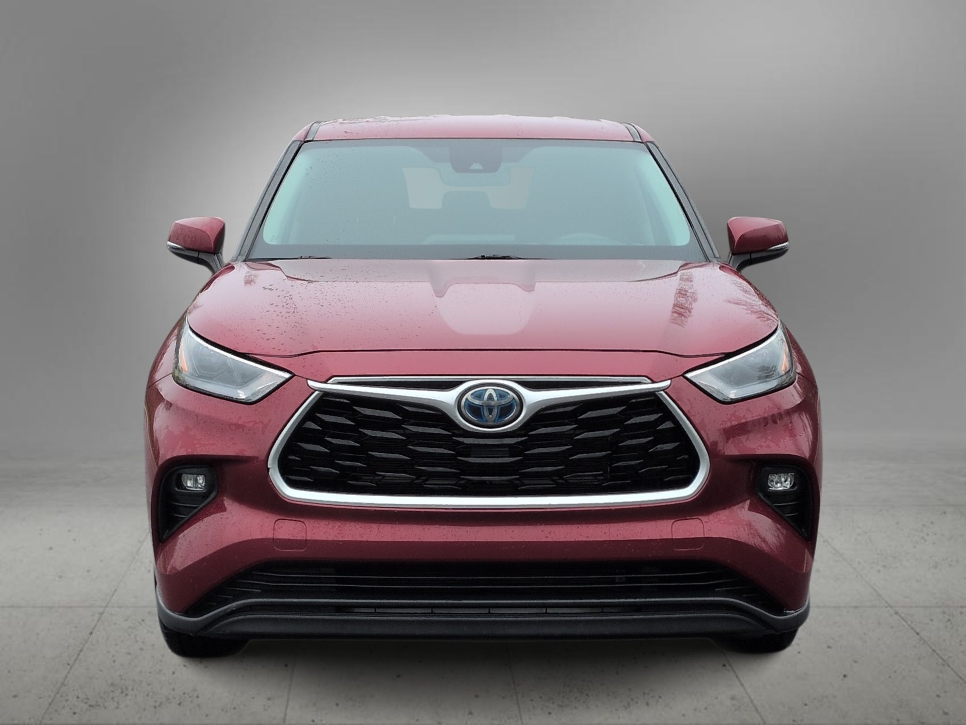used 2022 Toyota Highlander Hybrid car, priced at $27,940
