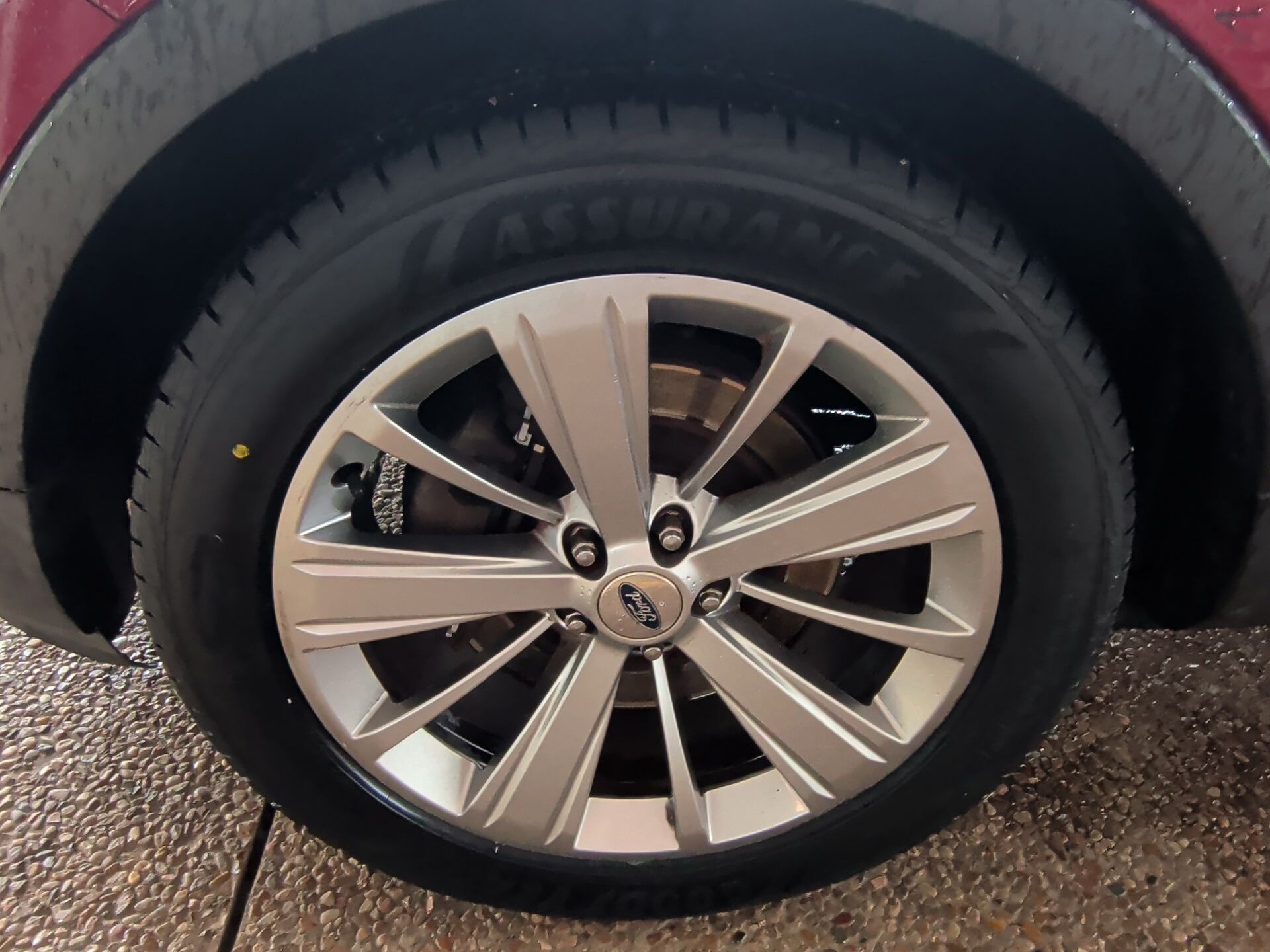 2019 Ford Explorer Limited Red at Autostrade