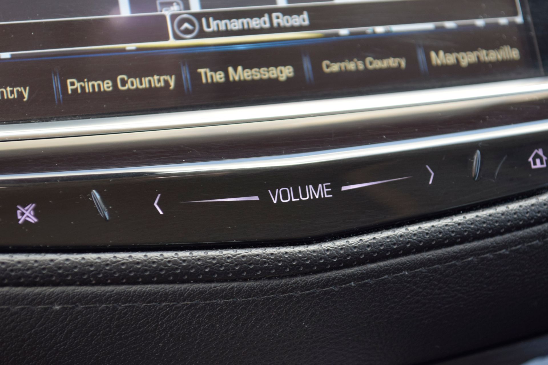2018 Cadillac XT5 Luxury Silver at DeMontrond Ford