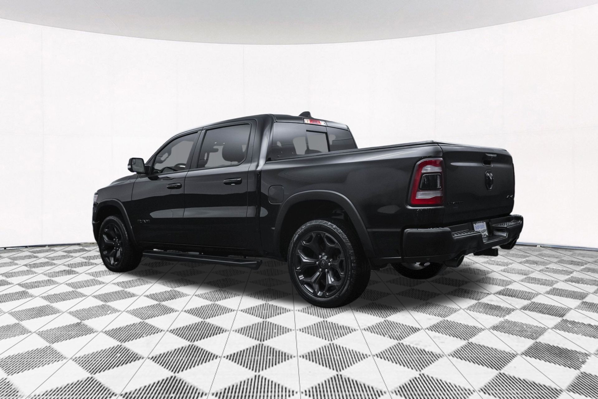 2021 RAM 1500 - Image 16