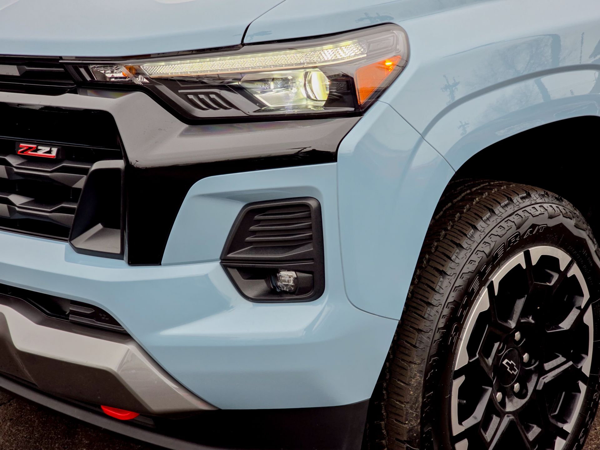 View vehicle photo 7