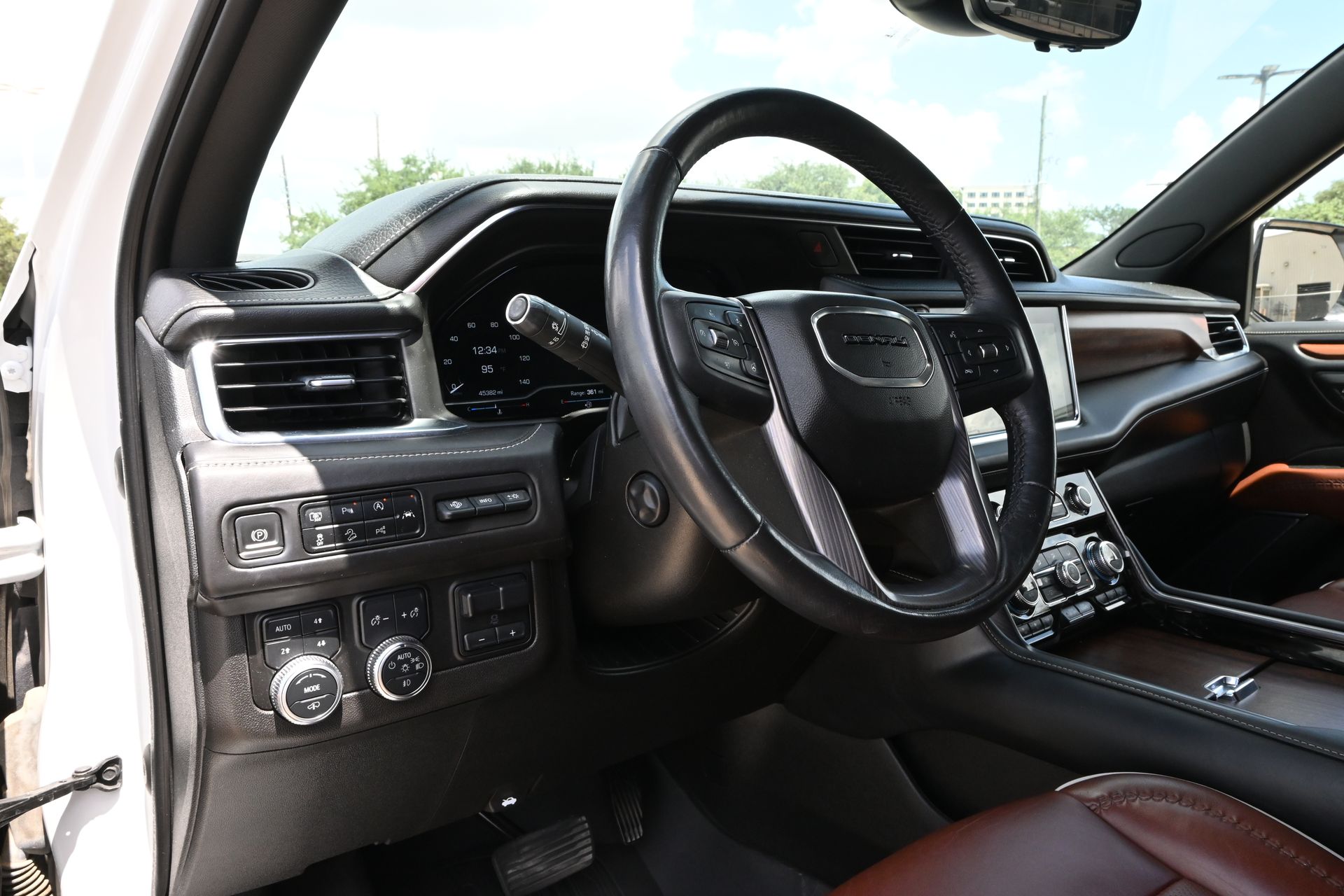 2023 GMC Yukon Denali Ultimate White at Classic Elite Chevrolet Hwy 6