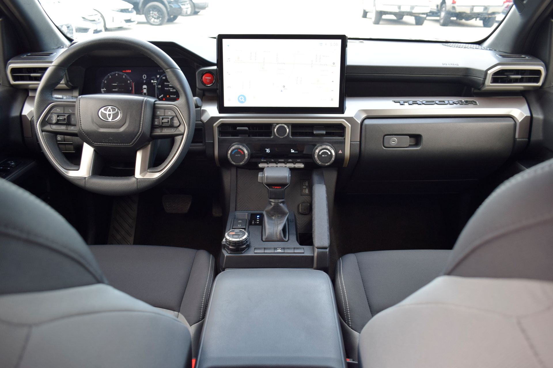 2025 Toyota Tacoma Hybrid TRD Off Road - 4