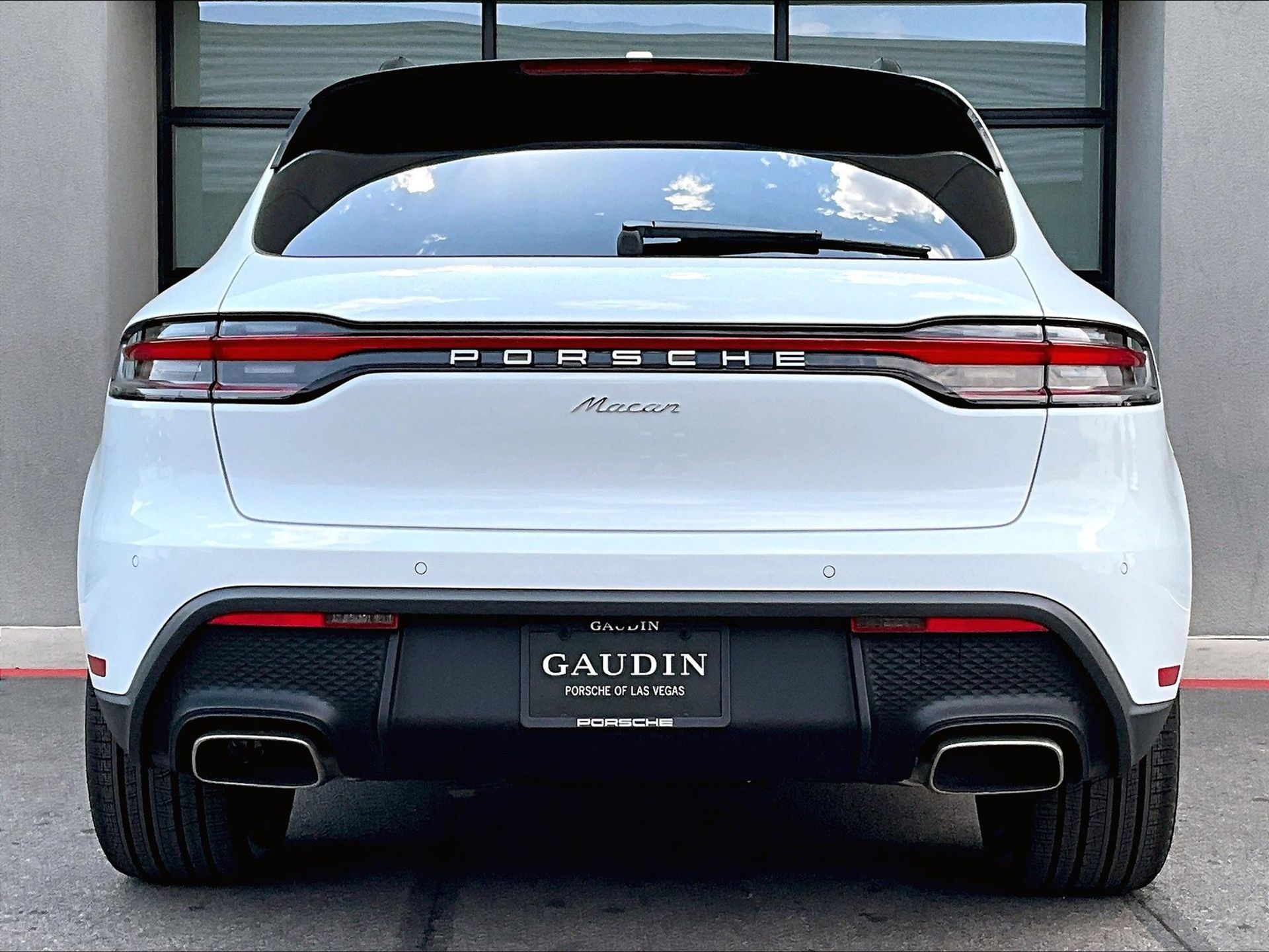 2025 Macan picture #5