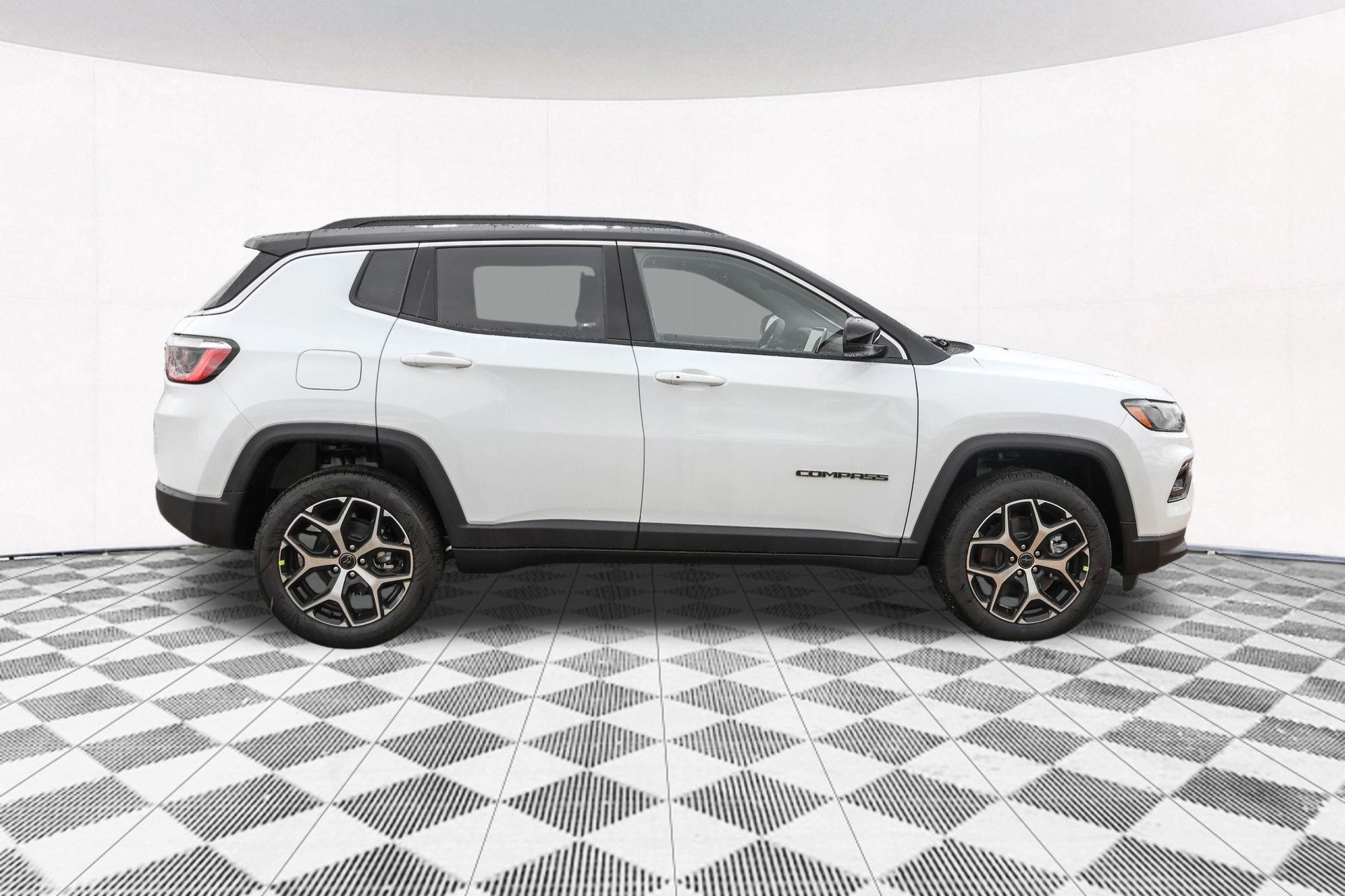 2026 JEEP COMPASS - Image 15