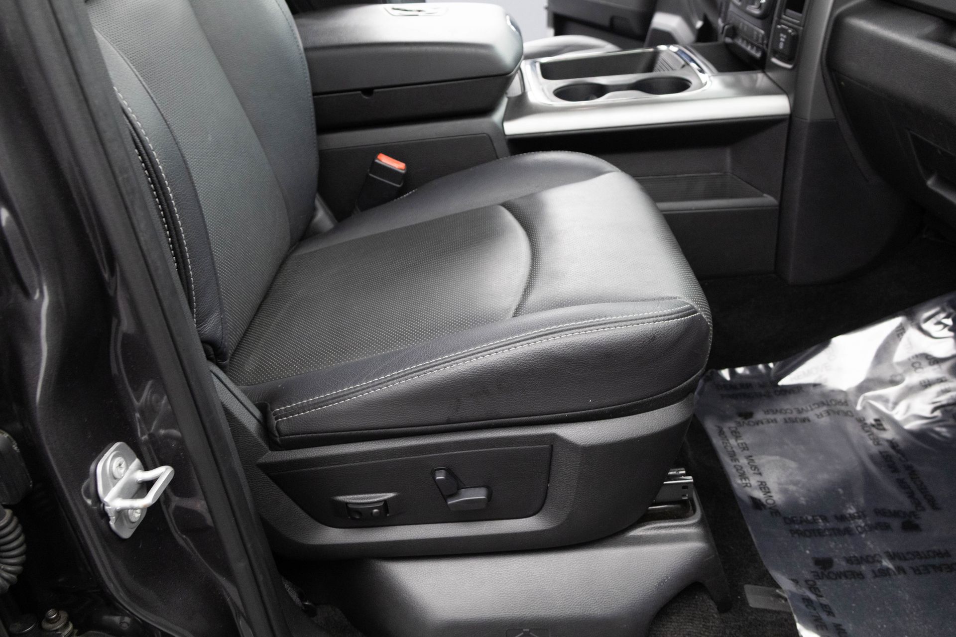 2017 RAM 1500 - Image 40