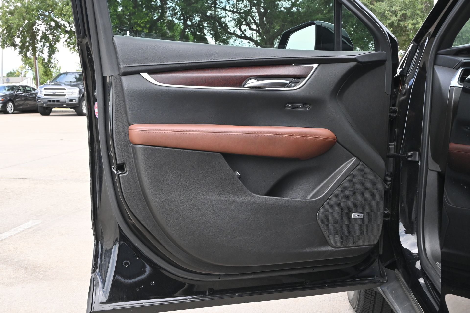 2022 Cadillac XT5 Premium Luxury Black at Bayway Cadillac of The Woodlands