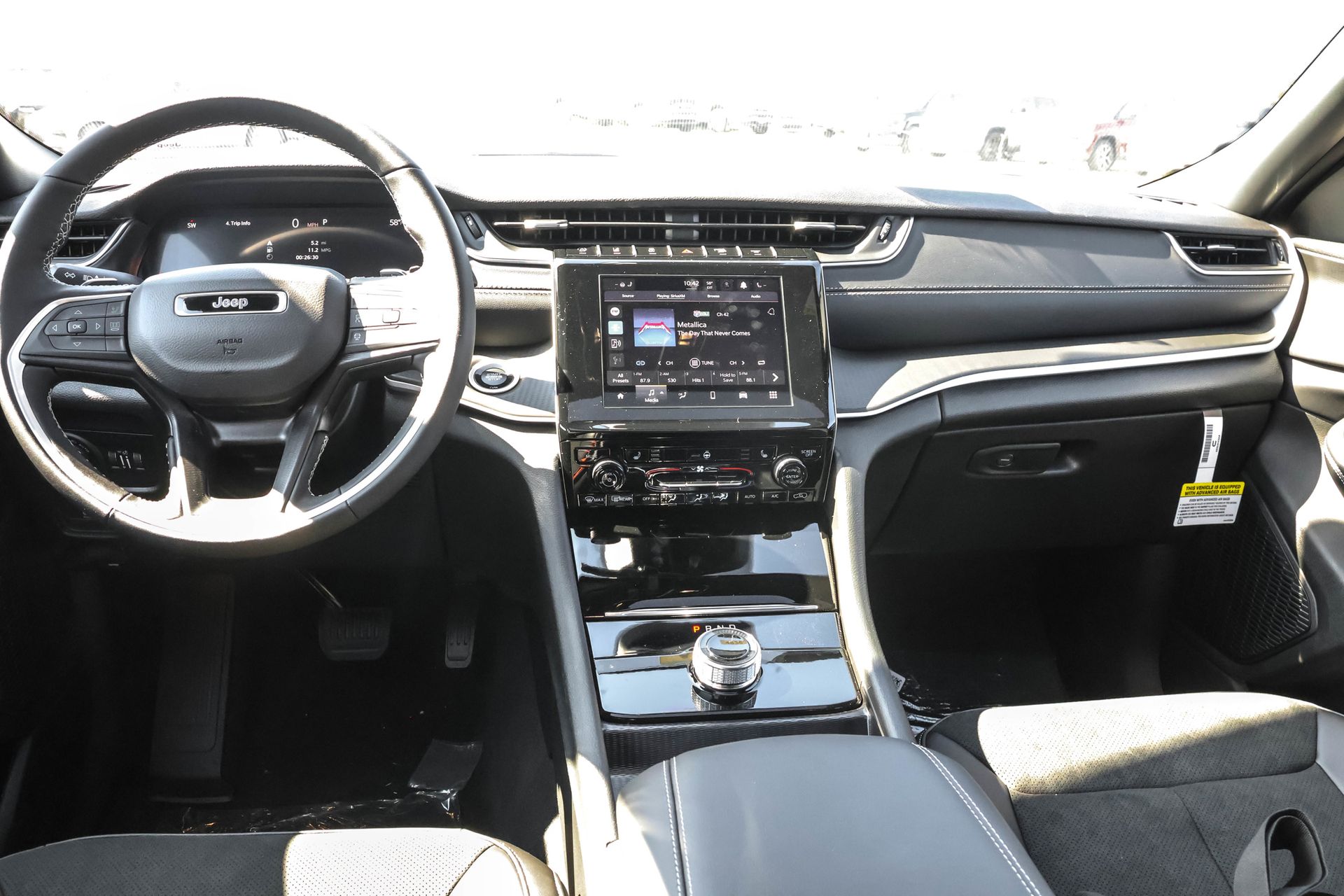 2025 JEEP GRAND CHEROKEE - Image 16