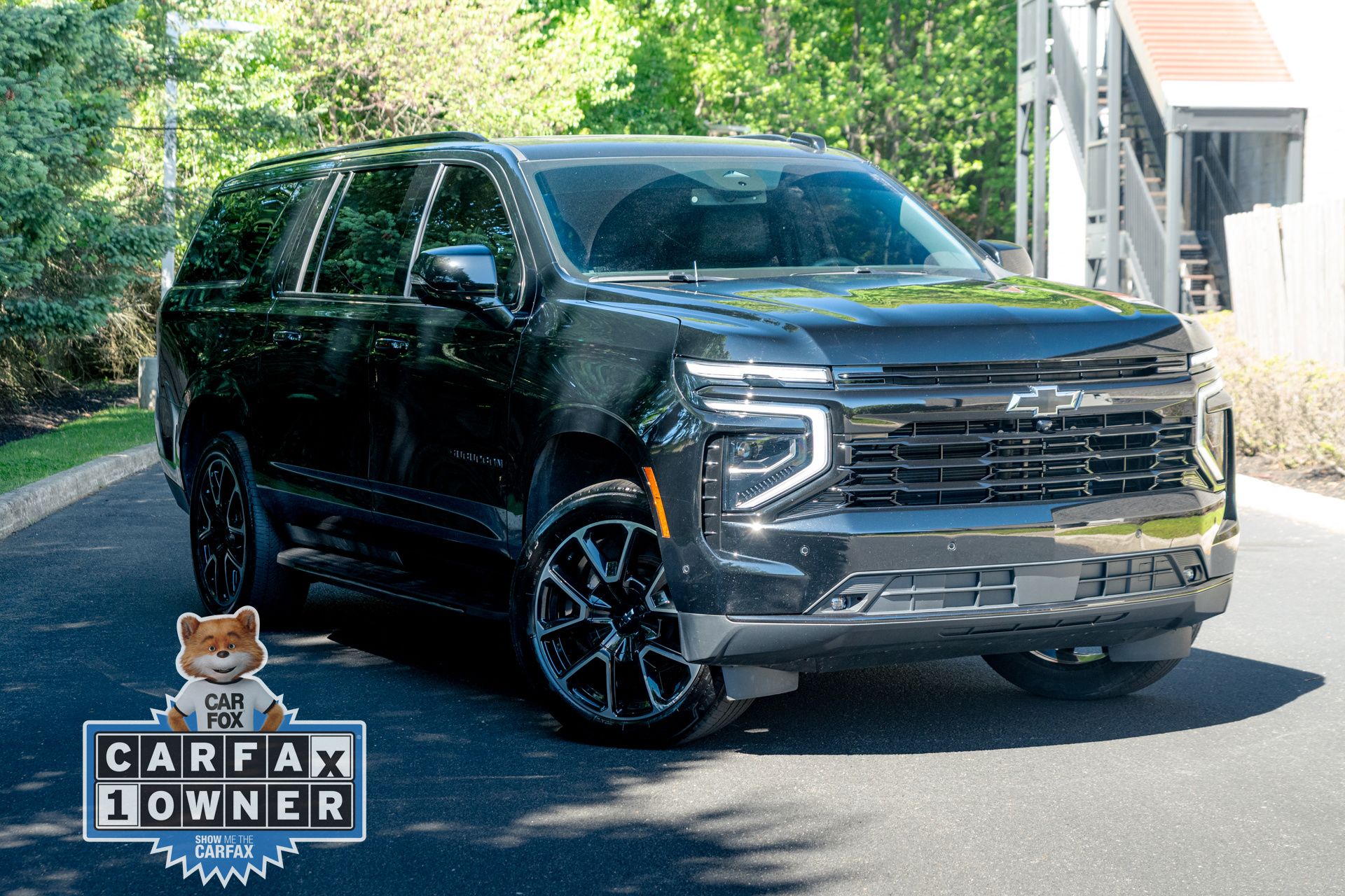 2025 Chevrolet Suburban RST