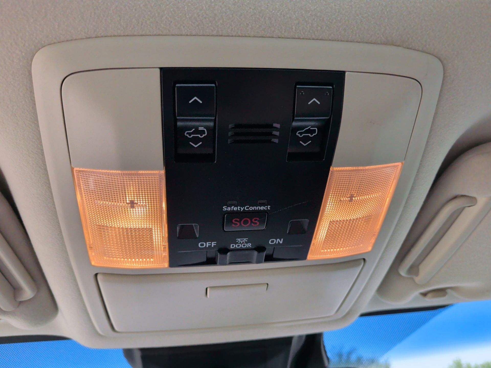 2021 Lexus GX 460 Luxury Silver at Community Toyota