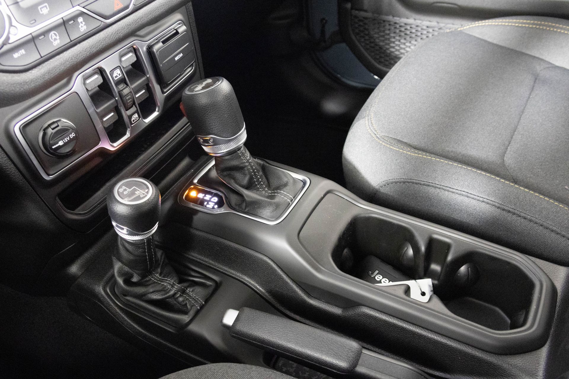 2026 JEEP WRANGLER - Image 23