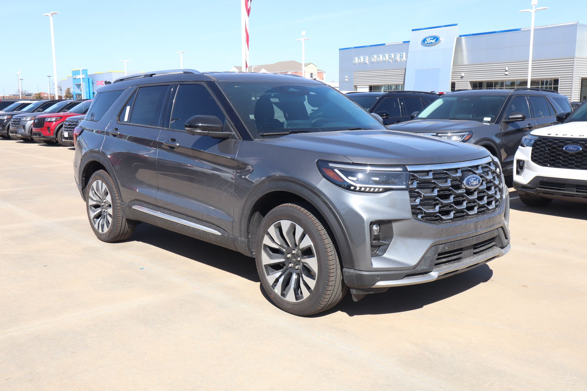 2026 Ford Explorer Platinum AWD