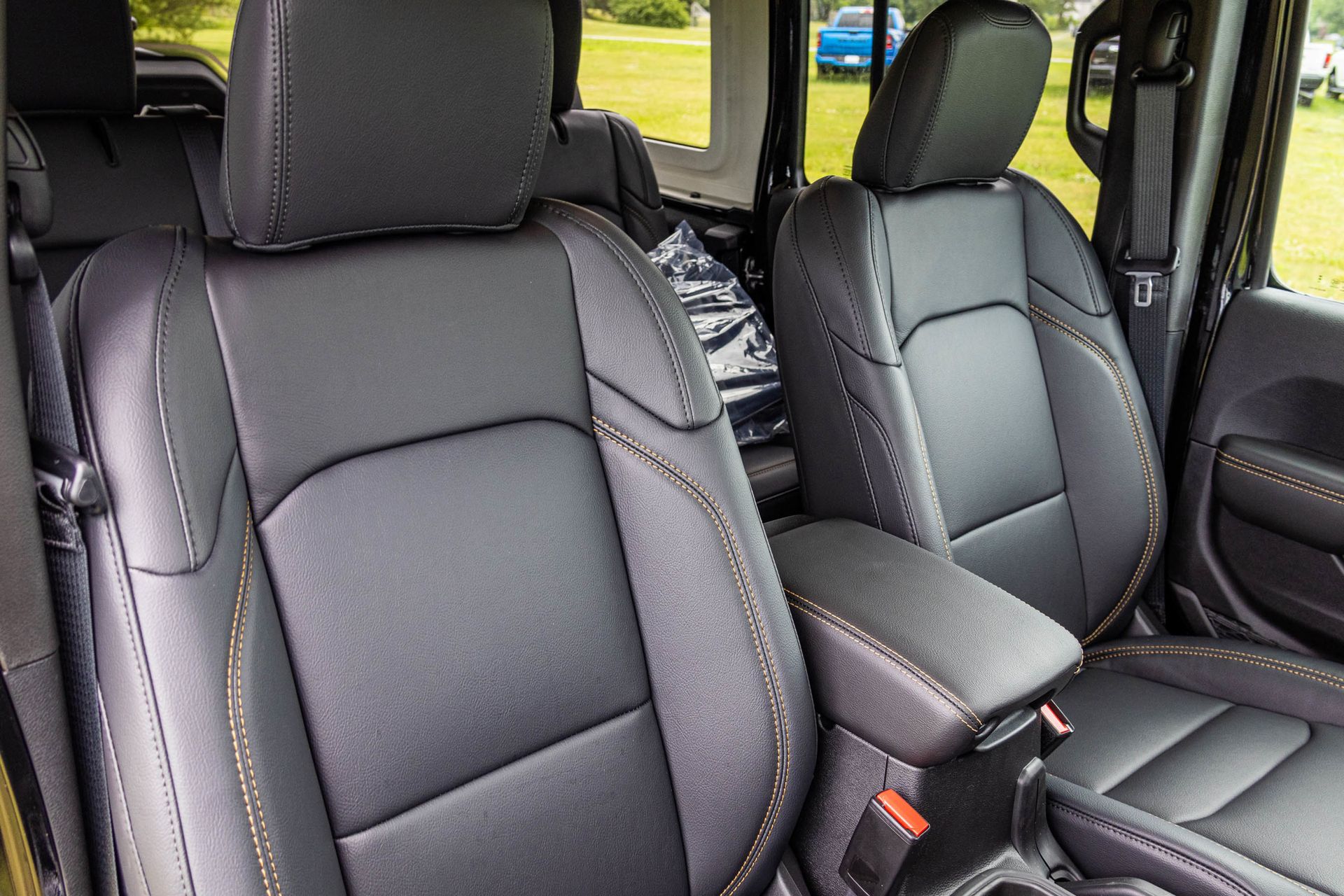 2025 JEEP WRANGLER - Image 39