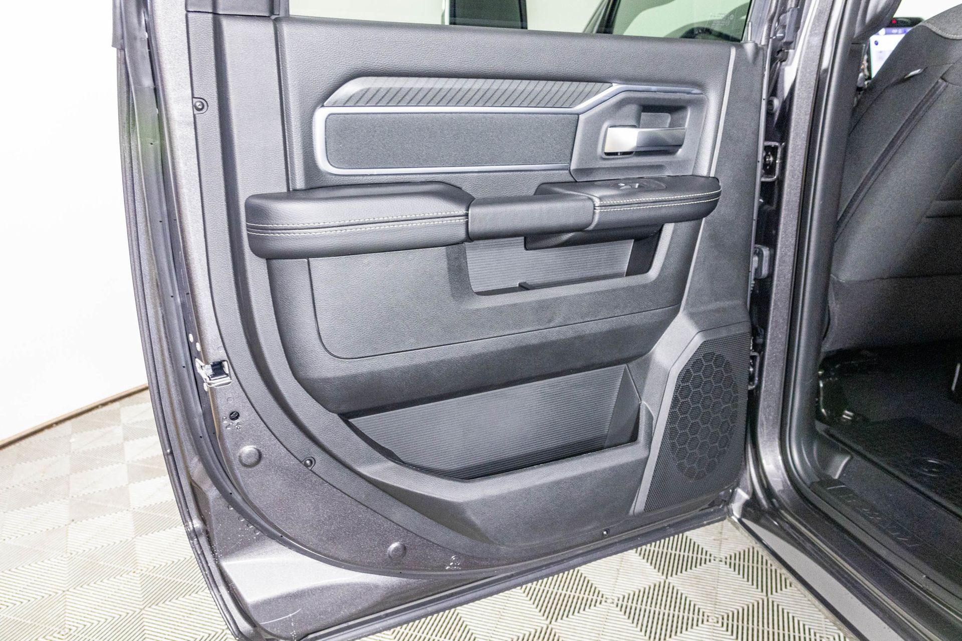 2026 RAM 2500 - Image 25