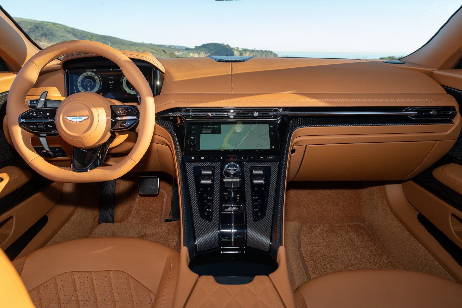 2026 Aston Martin DB12 Base - Photo 19