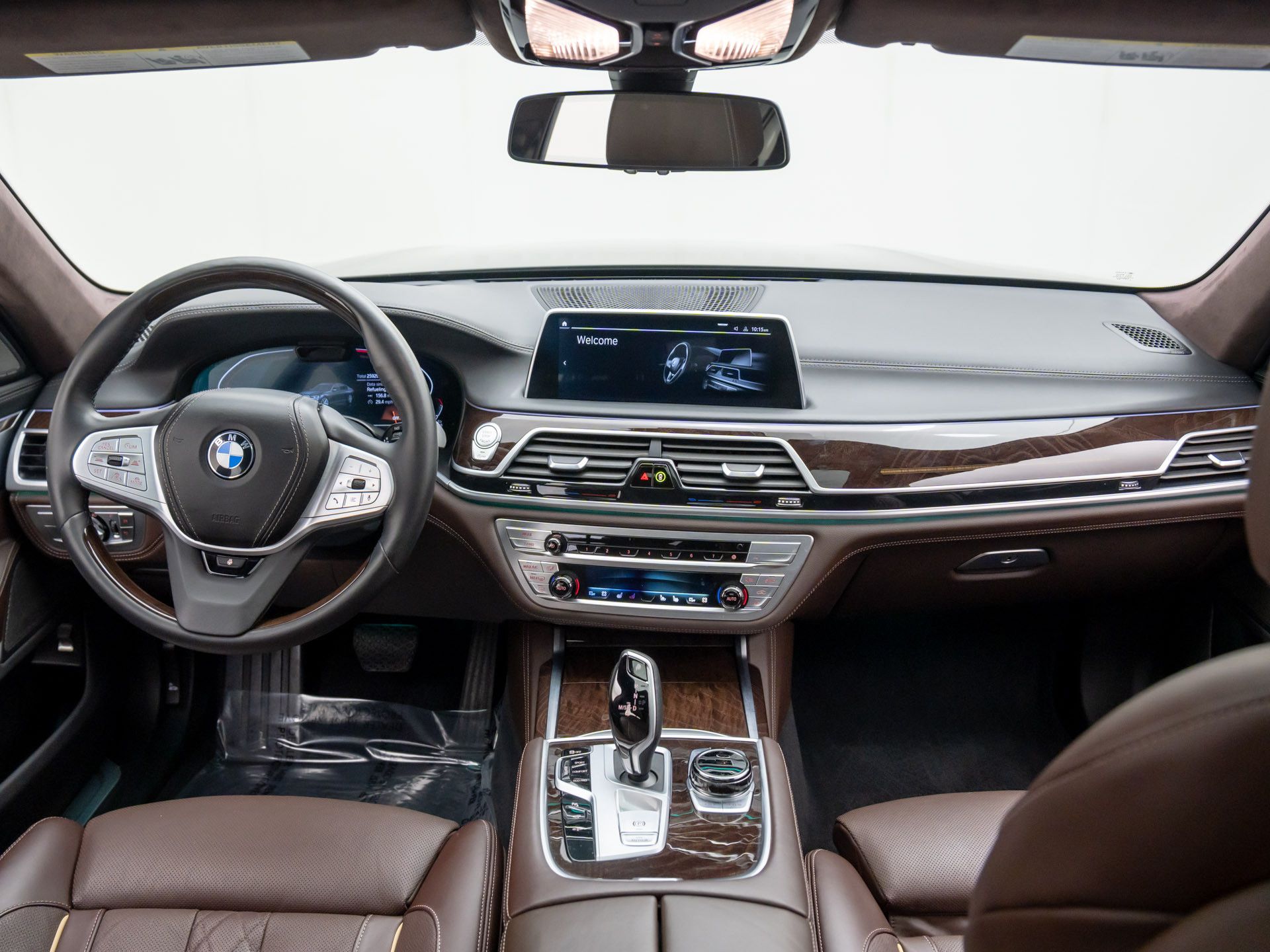 2022 BMW 7-Series 750i xDrive photo