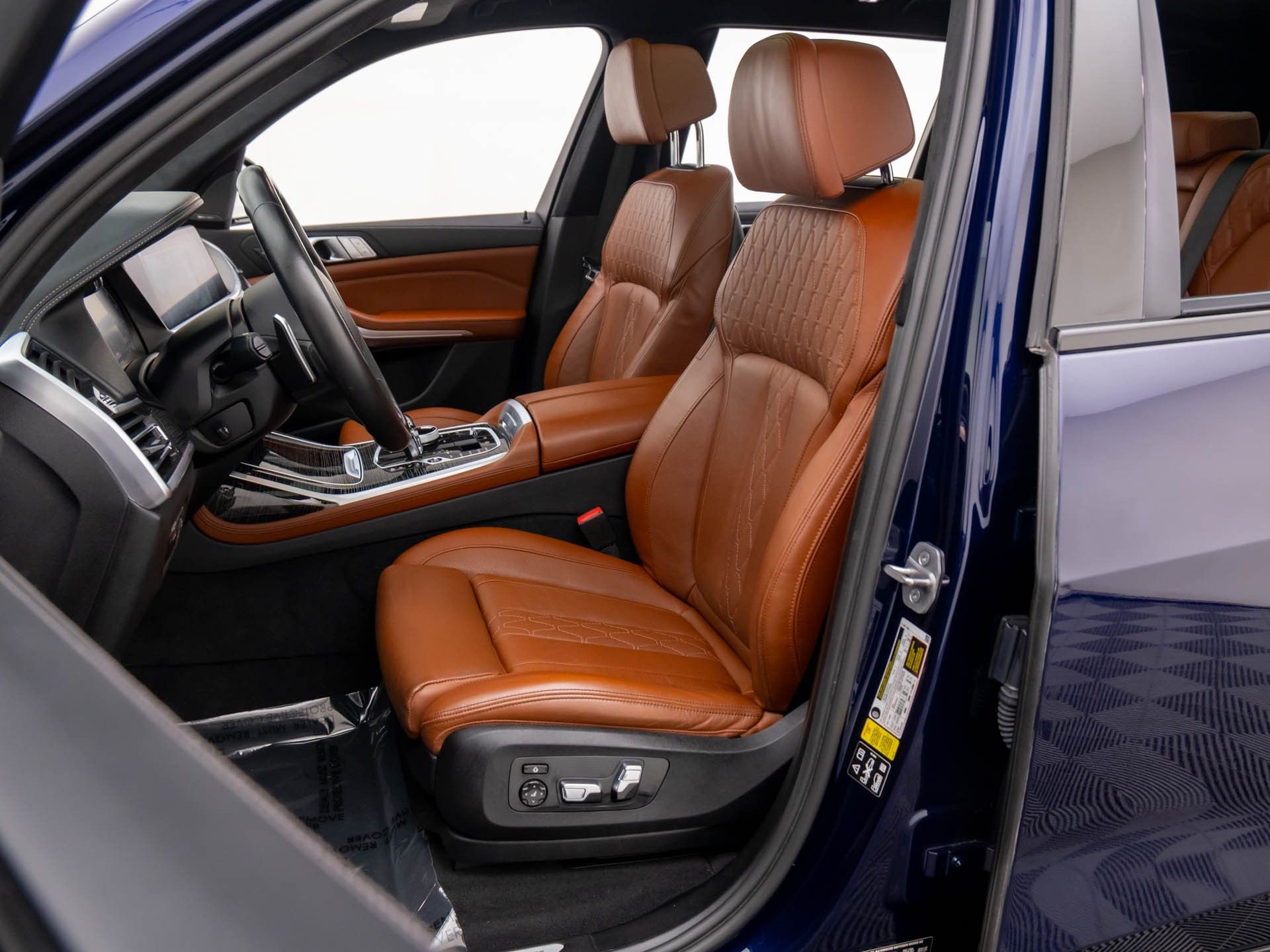 2022 BMW X7 M50i photo