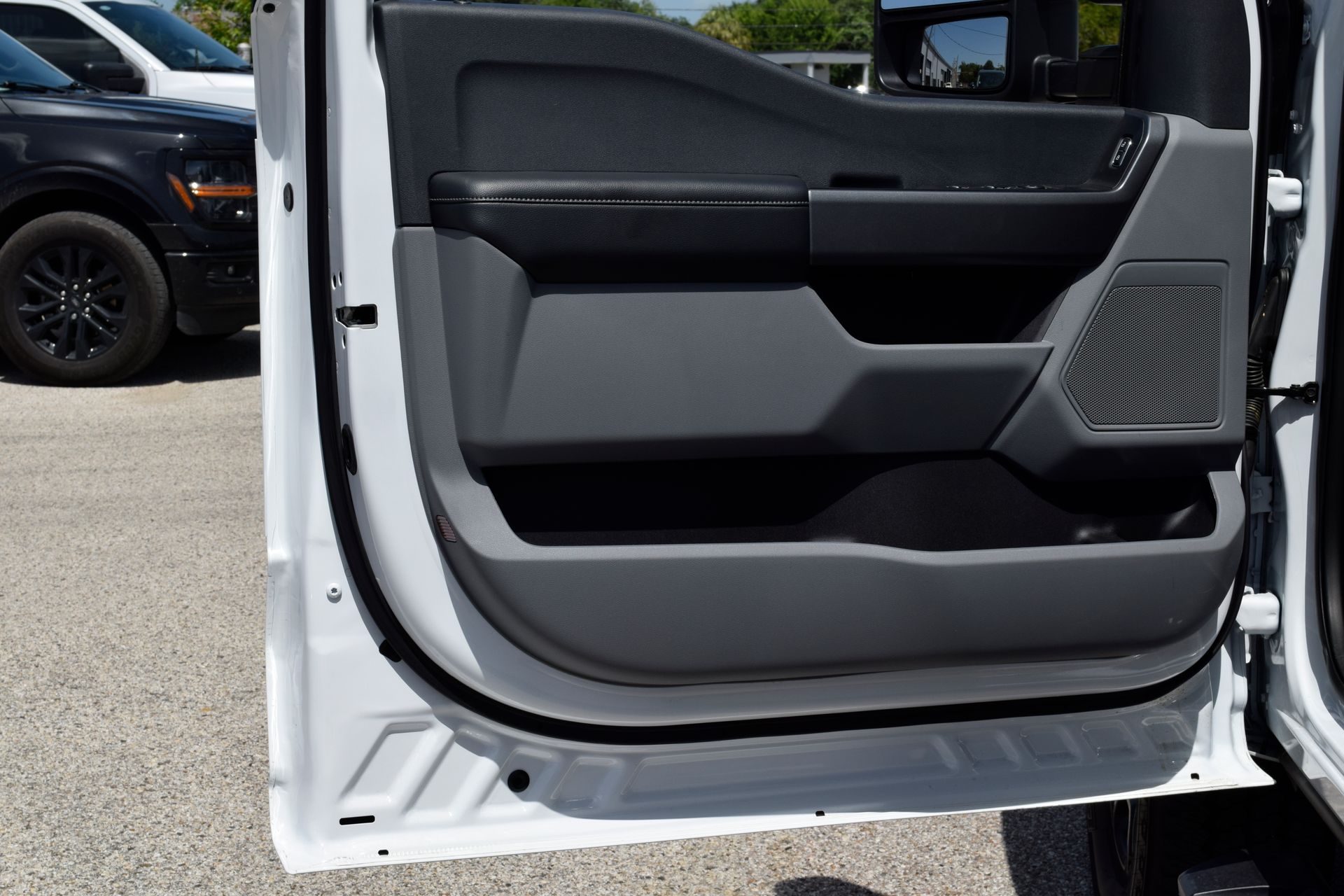 2025 Ford F-250SD XL White at South Houston Nissan