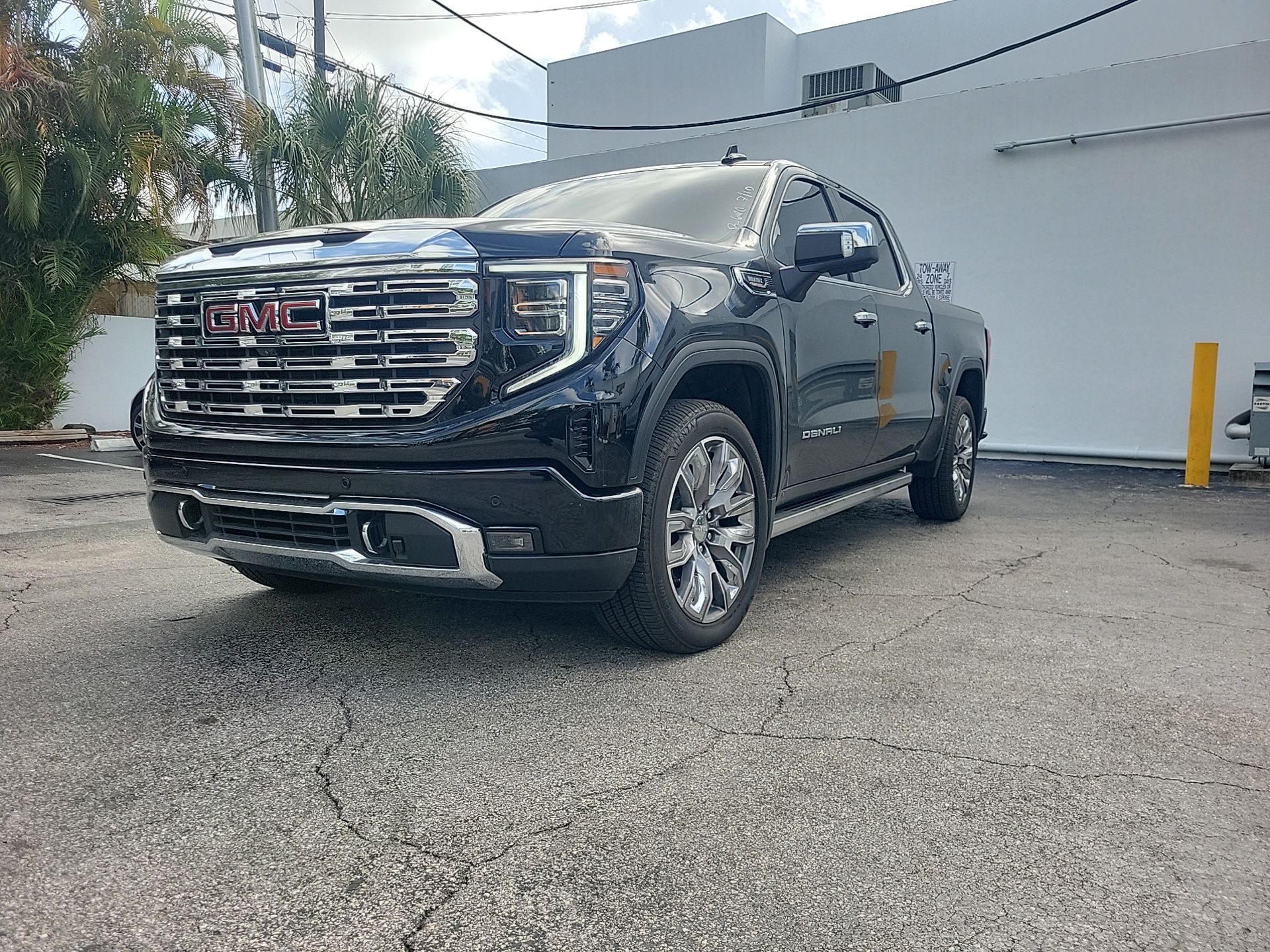  2026 GMC Sierra 1500 Denali Crew Cab 4WD   