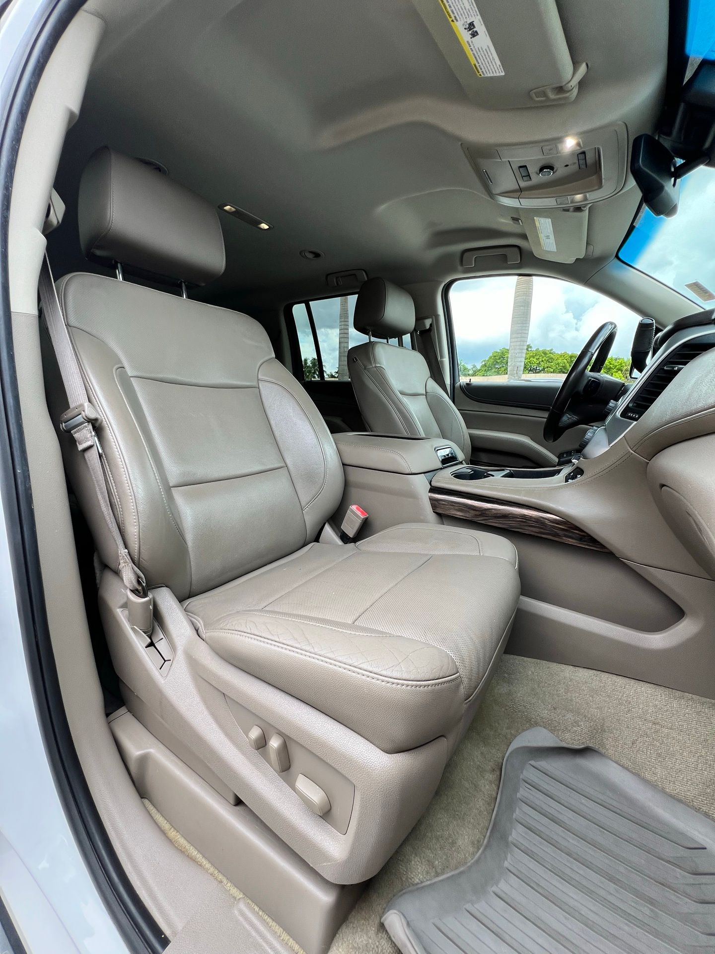 2016 GMC Yukon XL SLT 14