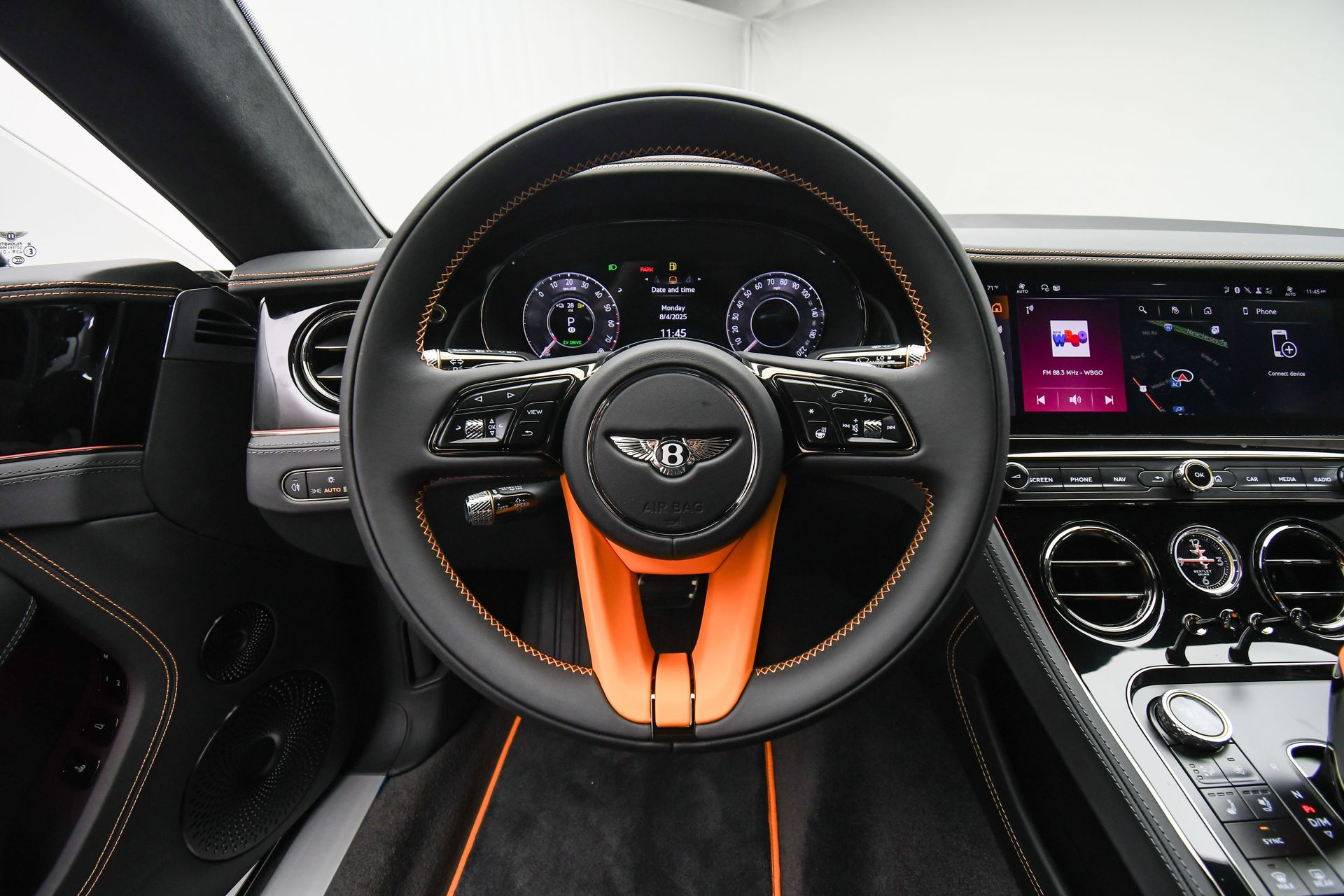 2025 Bentley Continental GT Black Edition - Photo 20