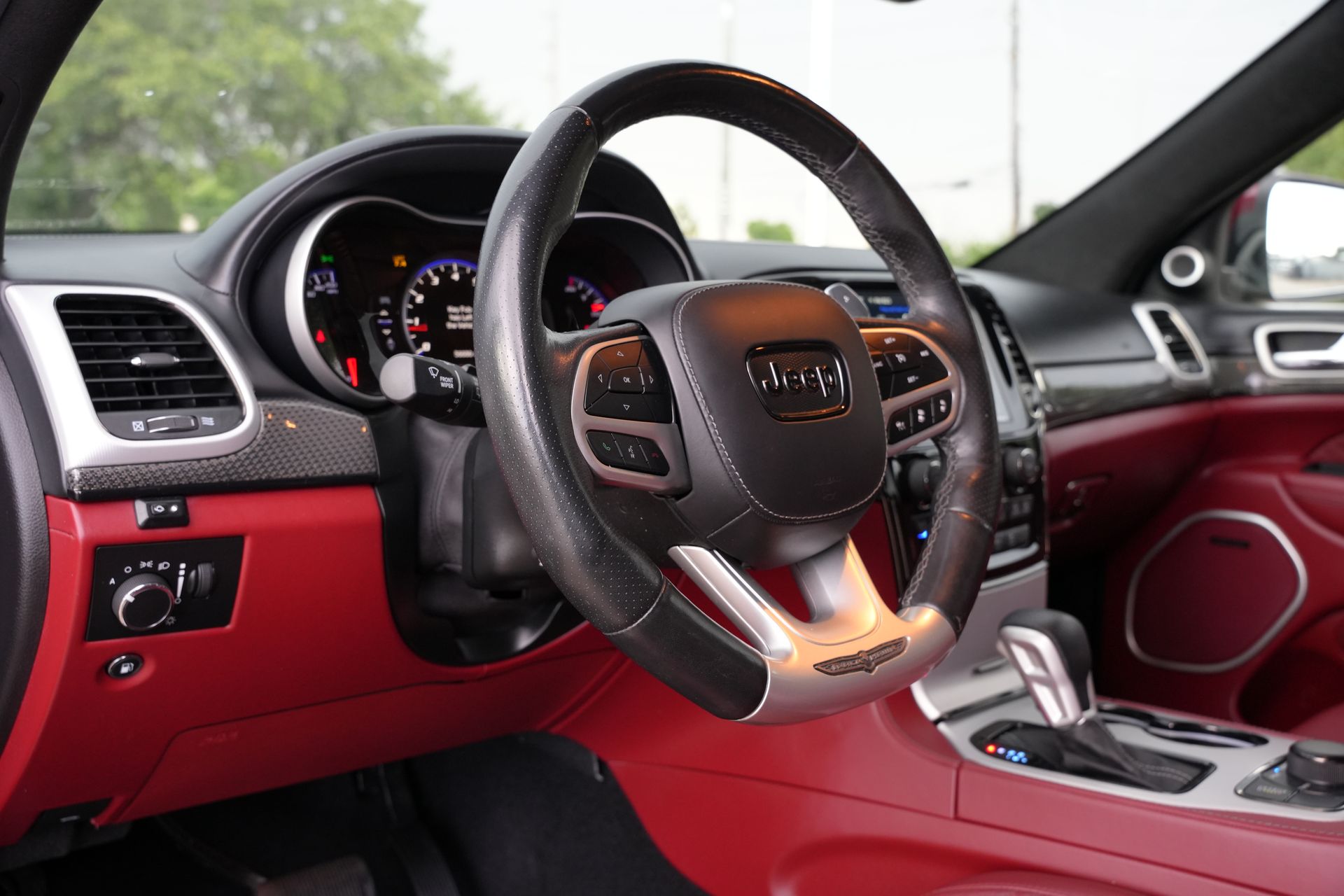 2019 Jeep Grand Cherokee Trackhawk Red at Autostrade