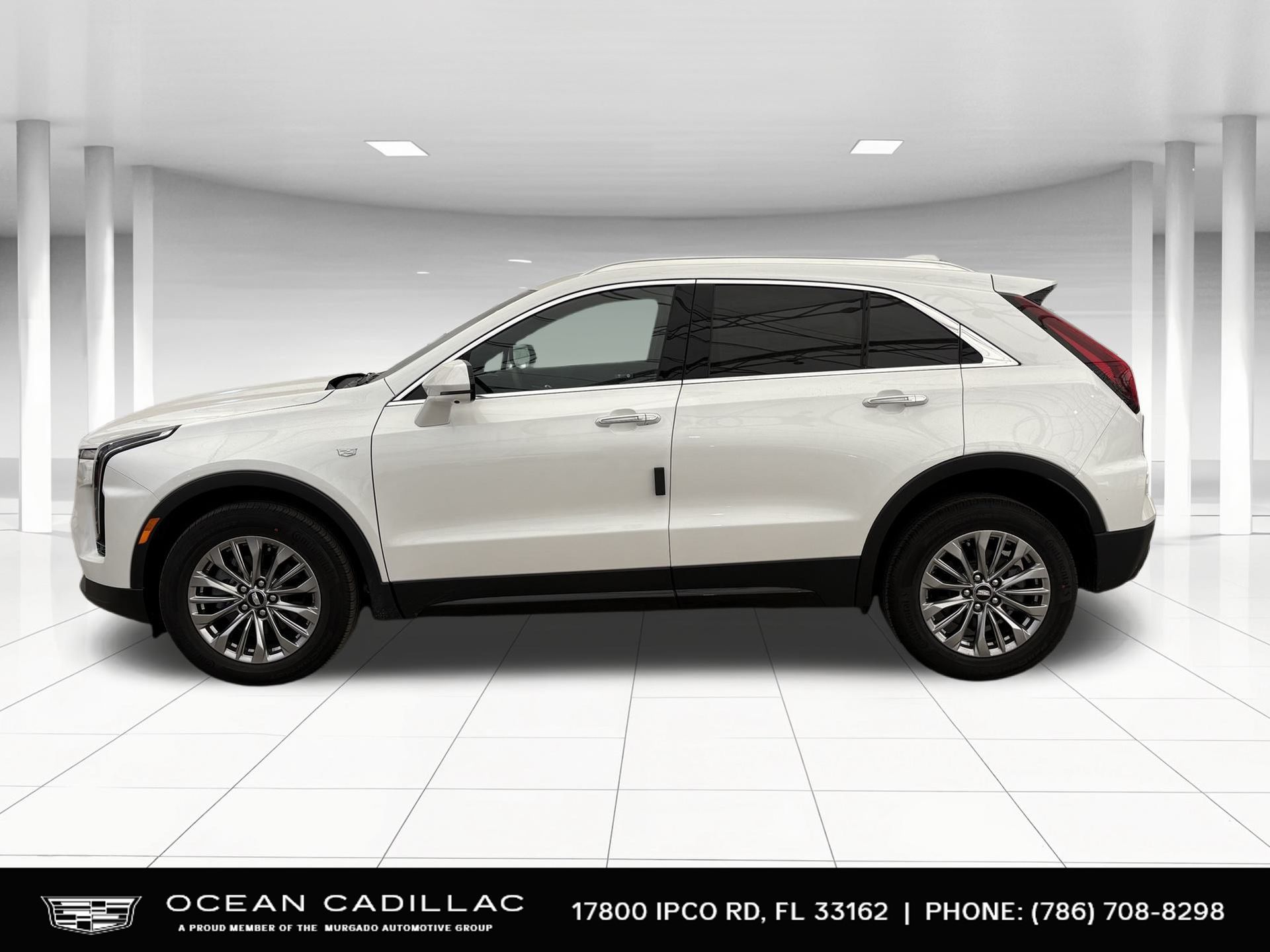 2025 Cadillac XT4 Premium Luxury 2