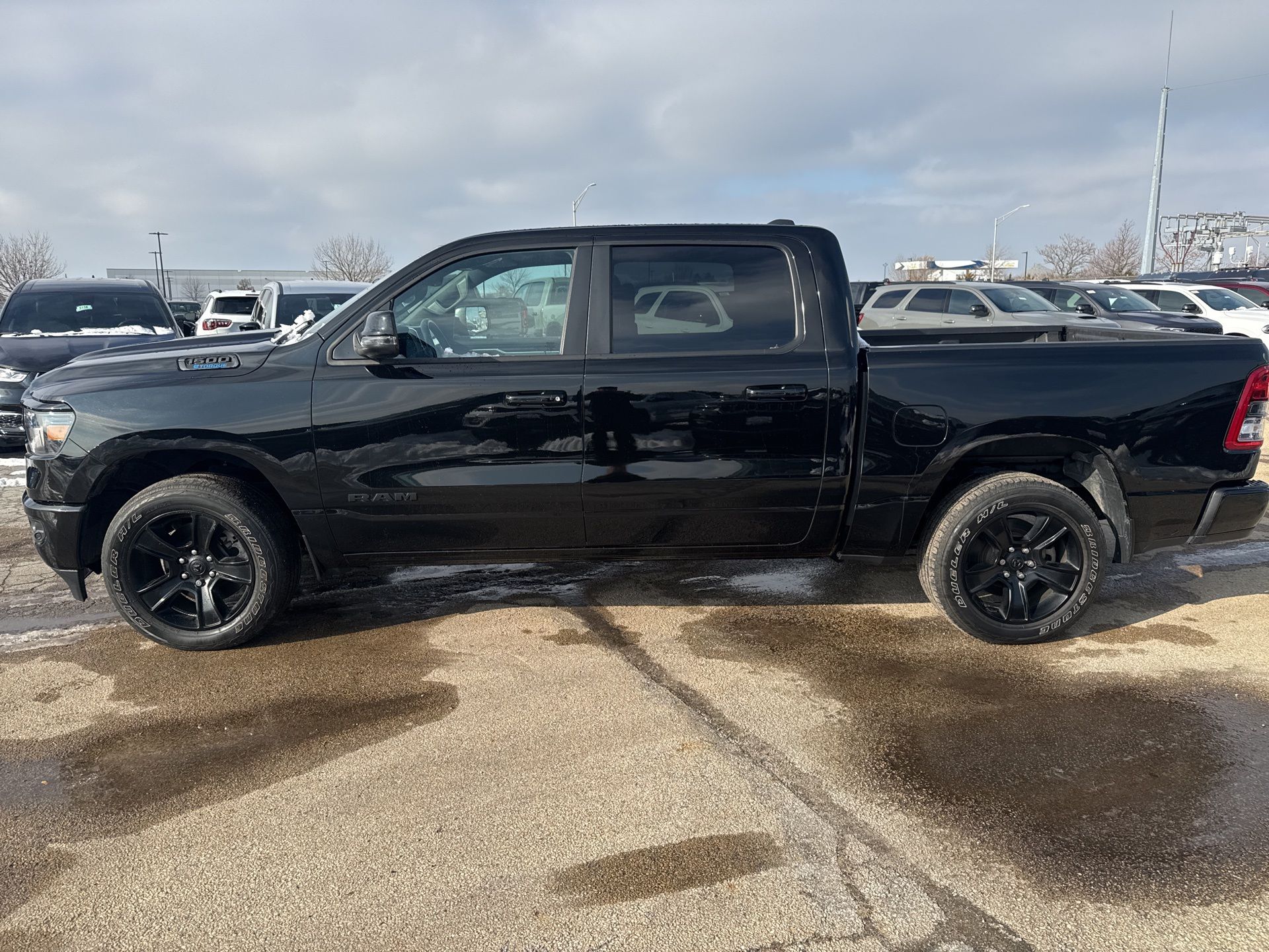 2023 RAM 1500 - Image 9