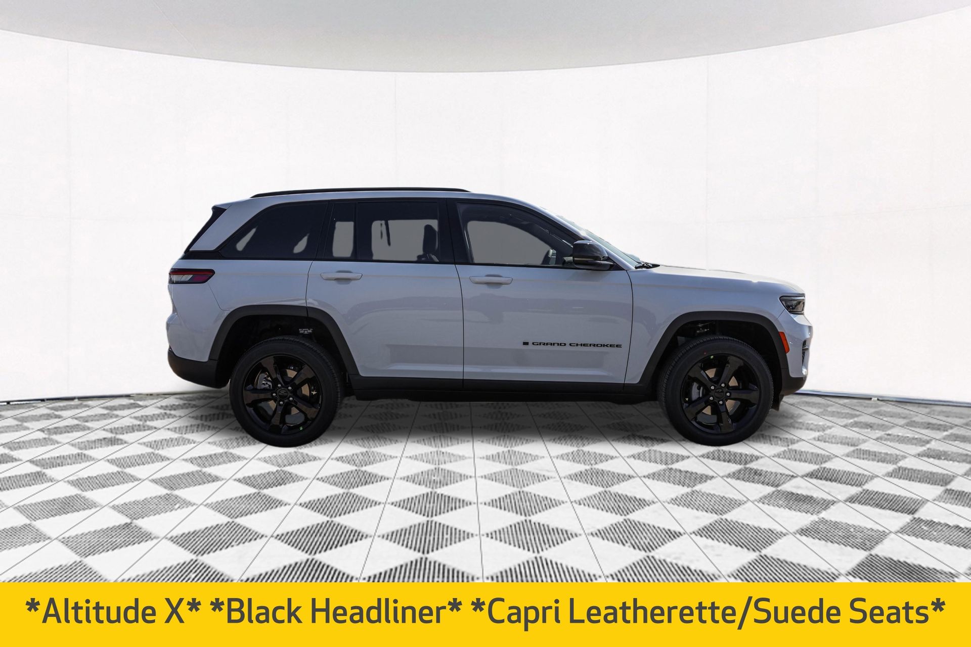 2025 JEEP GRAND CHEROKEE - Image 12