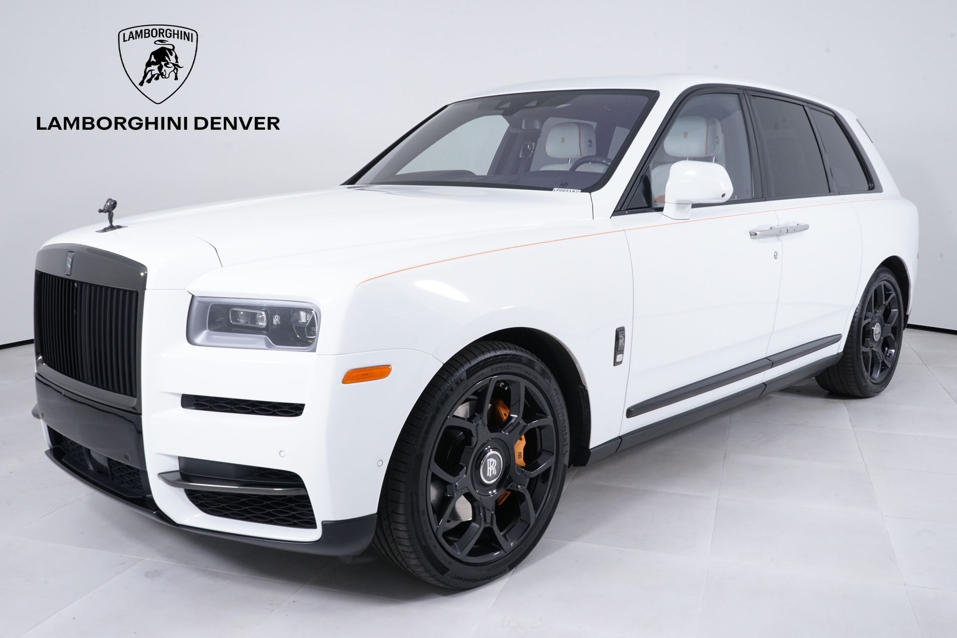 Arctic White 2022 Rolls-Royce Cullinan SUV / Crossover All-Wheel Drive 8-Speed Automatic
