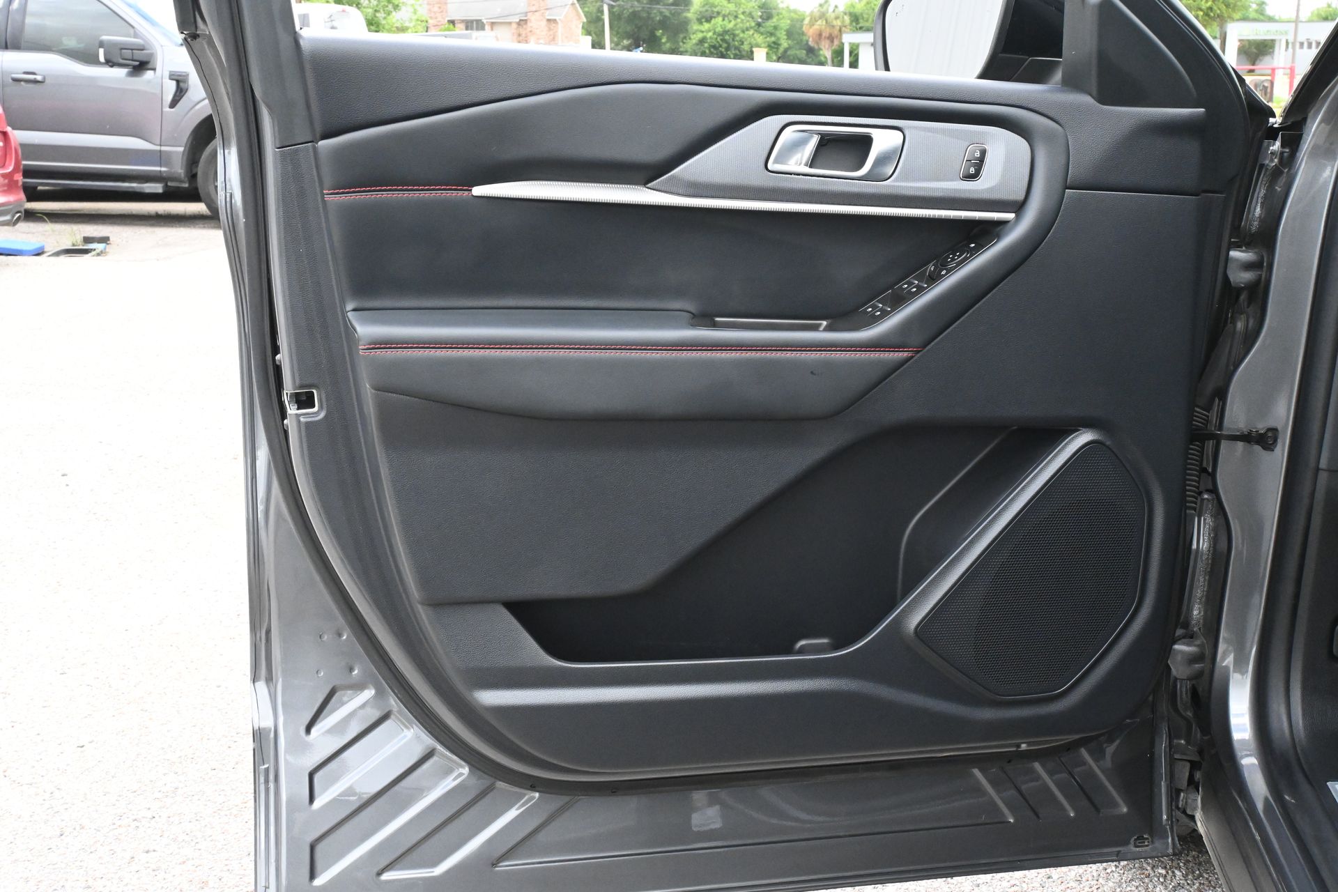 2025 Ford Explorer ST-Line Gray at Baytown Hyundai