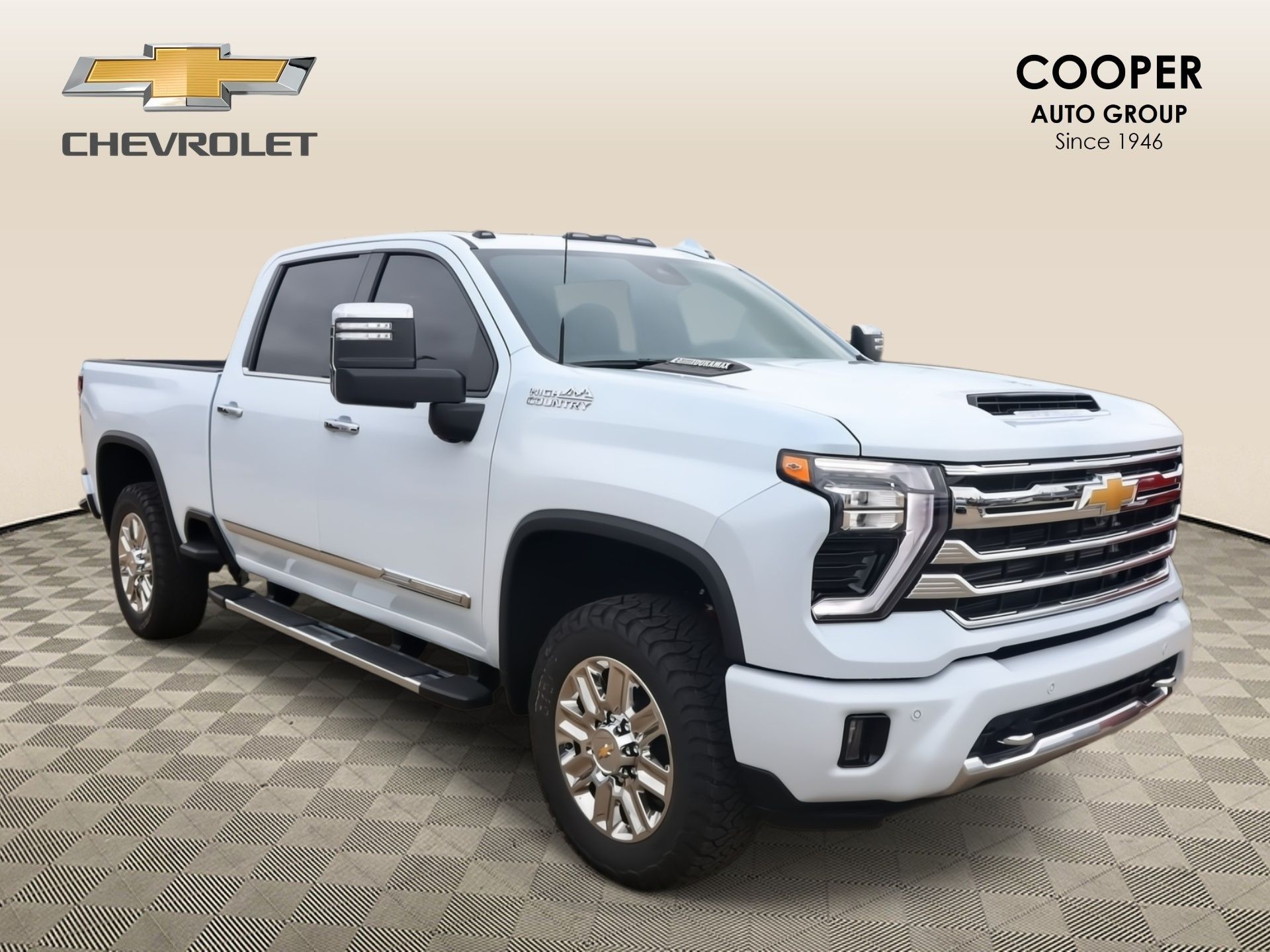 Polar White Tricoat 2026 Chevrolet Silverado 2500HD Pickup Truck Four-Wheel Drive Automatic