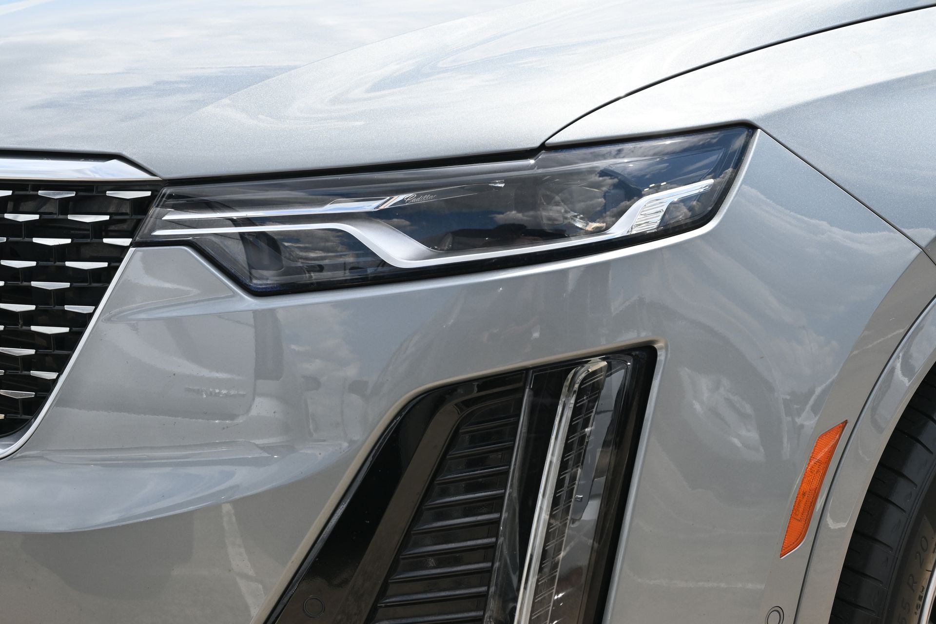 2023 Cadillac XT6 Premium Luxury Silver at Bayway Cadillac of The Woodlands