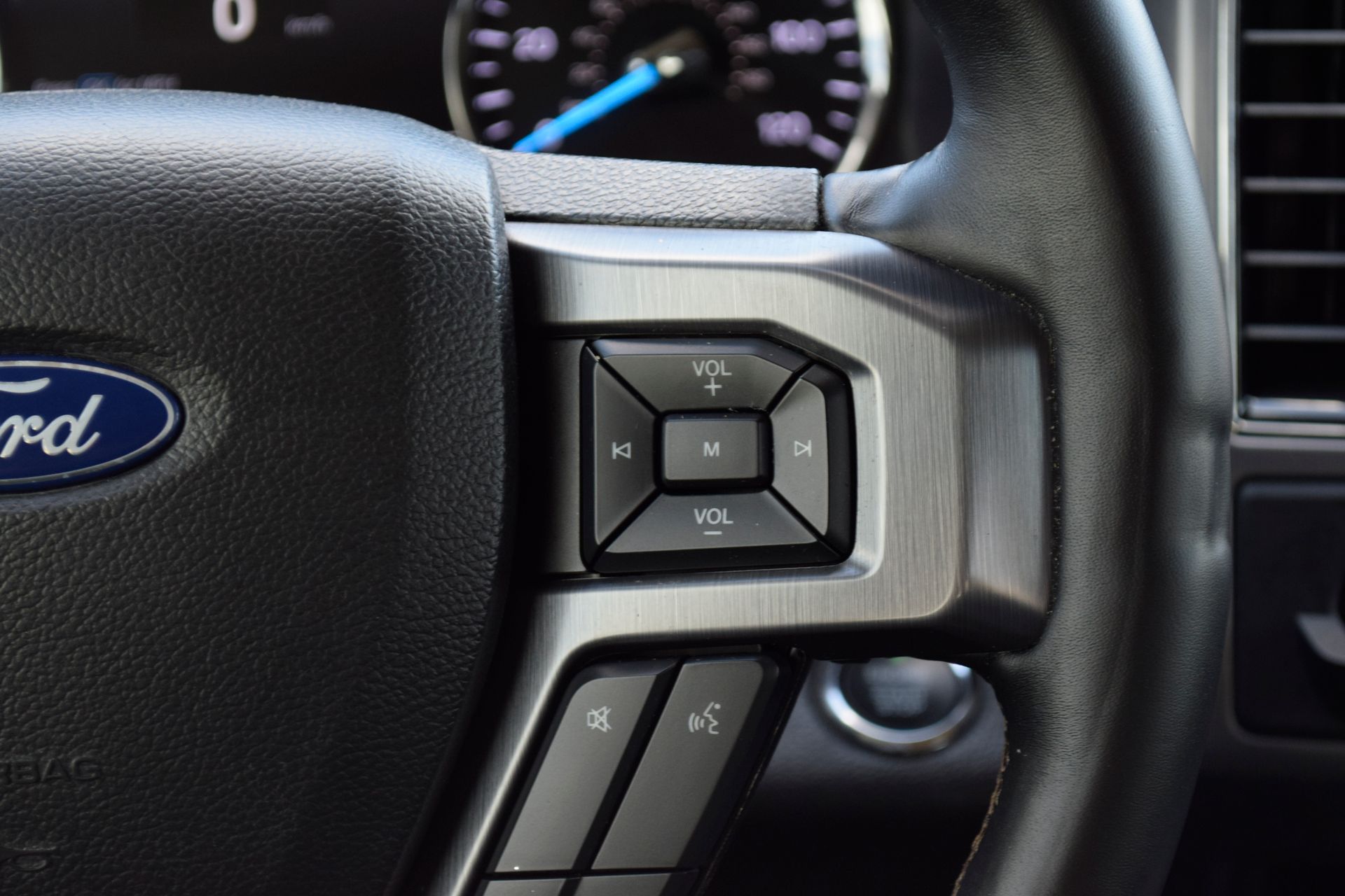 2019 Ford Expedition Platinum White at Emmons Autoplex