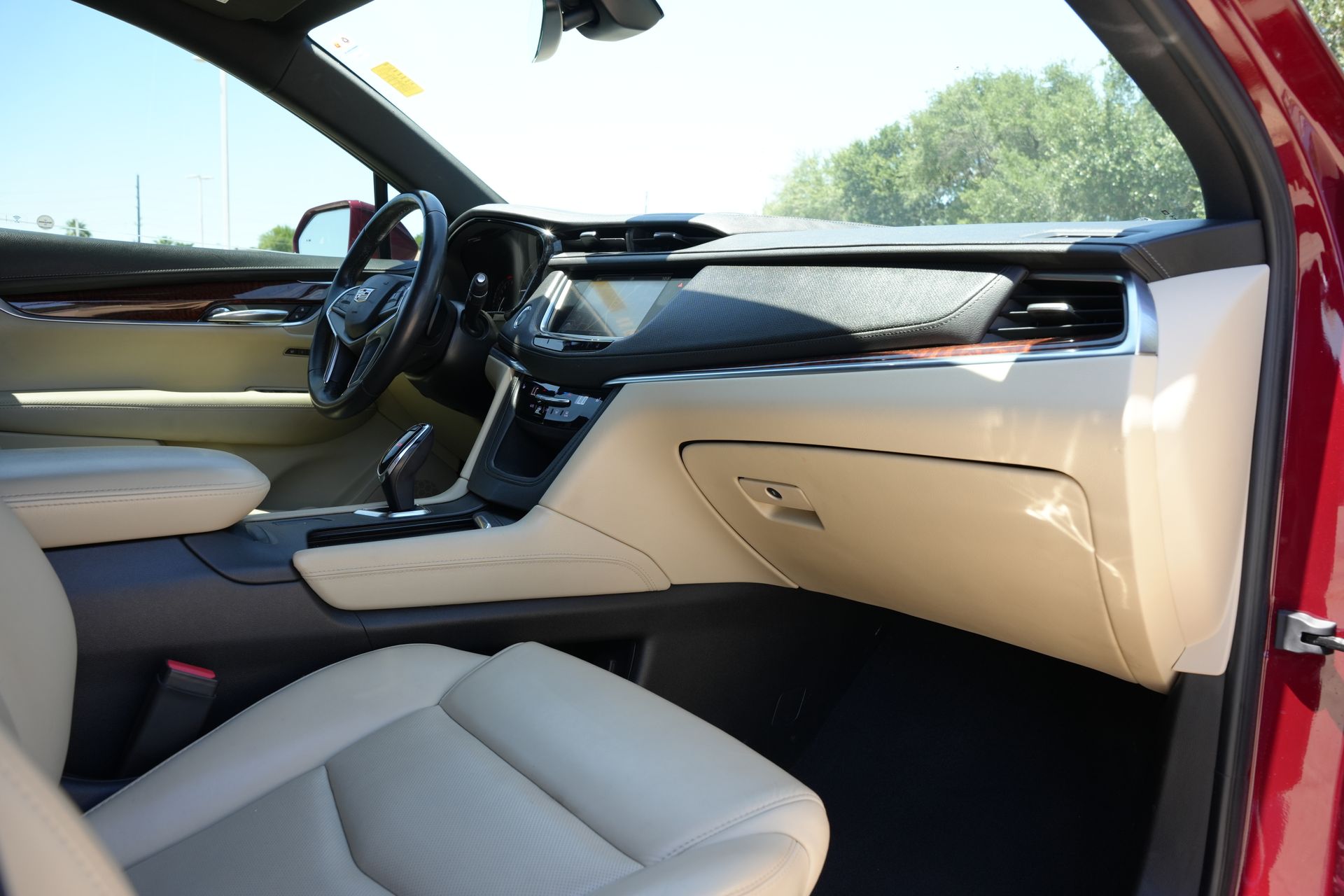 2018 Cadillac XT5 Luxury Red at DeMontrond Ford