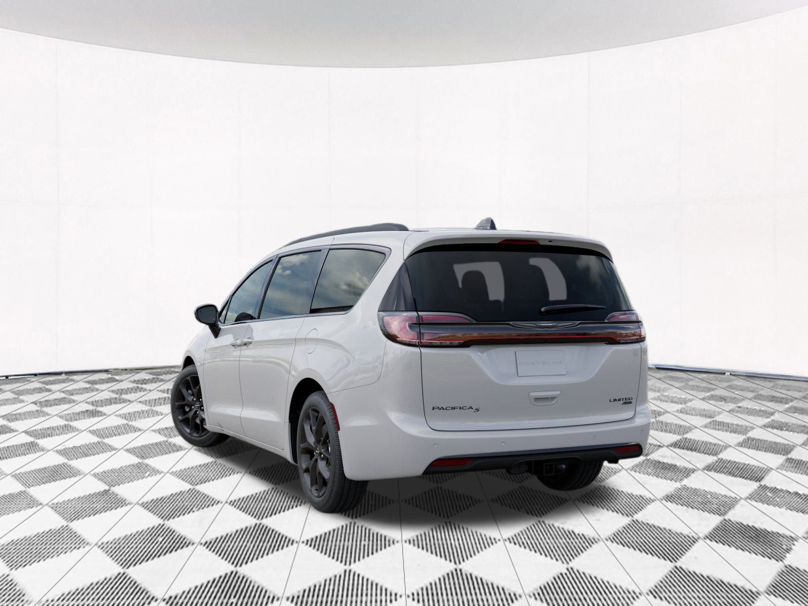 2026 CHRYSLER PACIFICA - Image 4