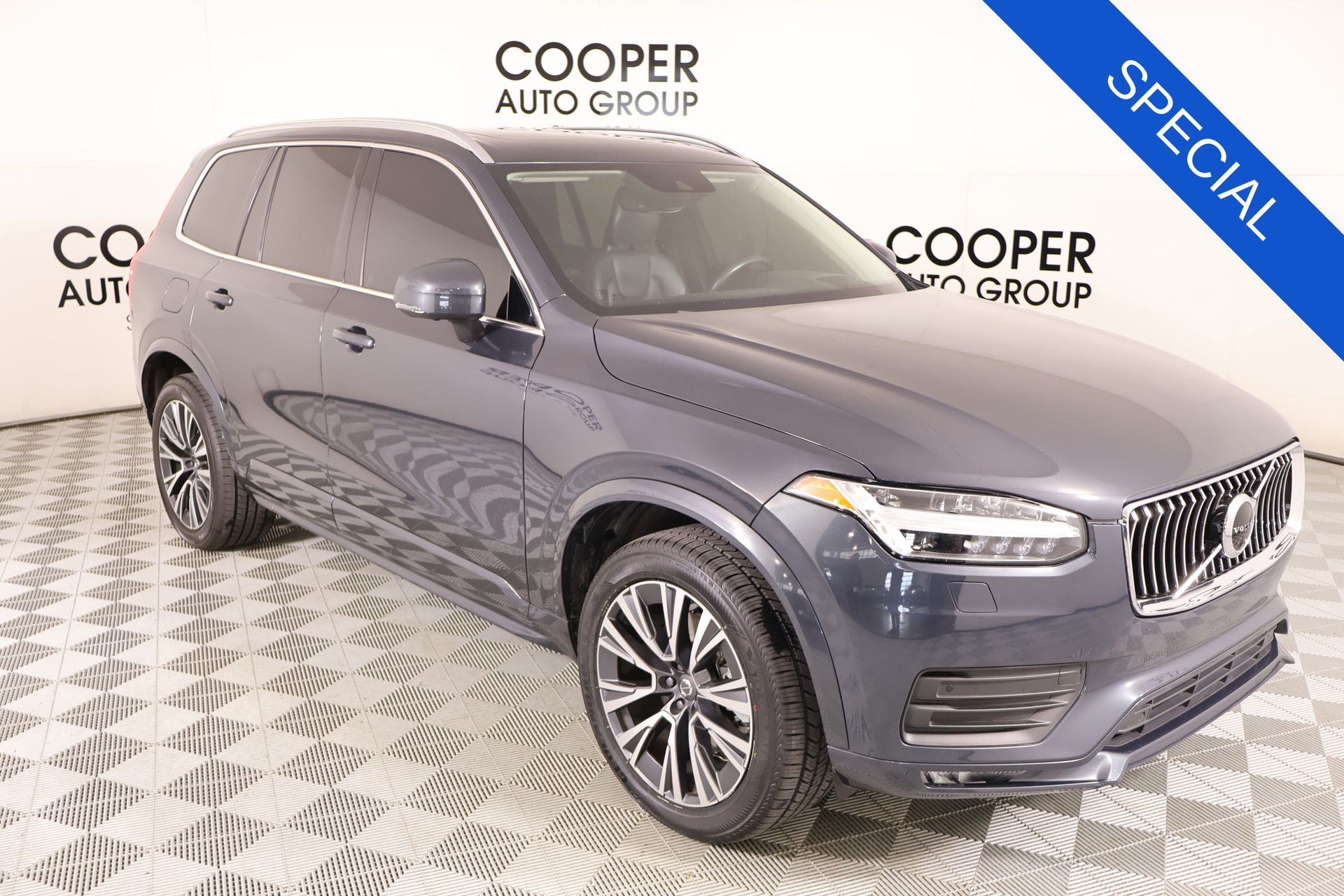 2021 Volvo XC90 T5 Momentum FWD