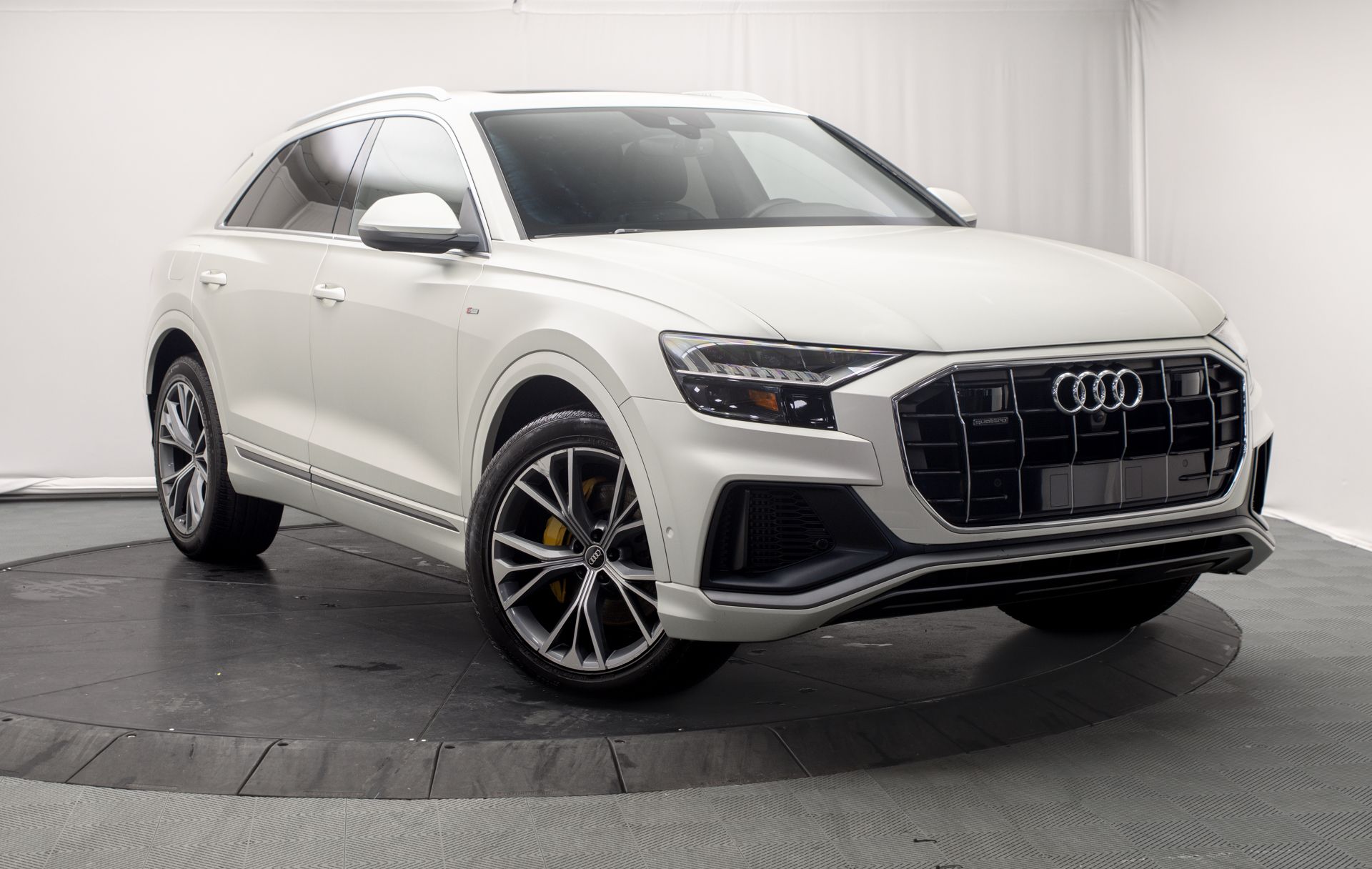 FROST WHITE WRAP 2021 Audi Q8 quattro Premium Plus 55 TFSI SUV / Crossover All-Wheel Drive 8-Speed Automatic