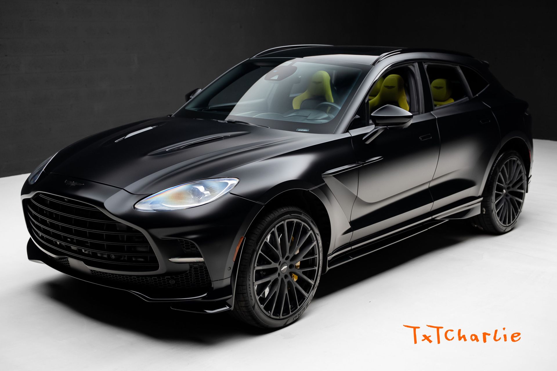 Black 2023 Aston Martin DBX 707 AWD SUV / Crossover All-Wheel Drive 9-Speed Automatic
