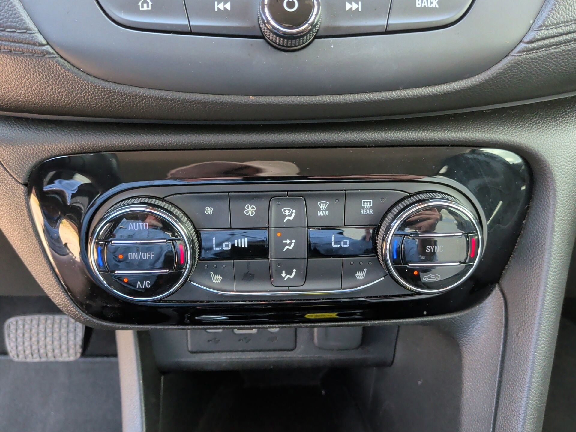 2021 Buick Encore GX Essence Black at Emmons Autoplex