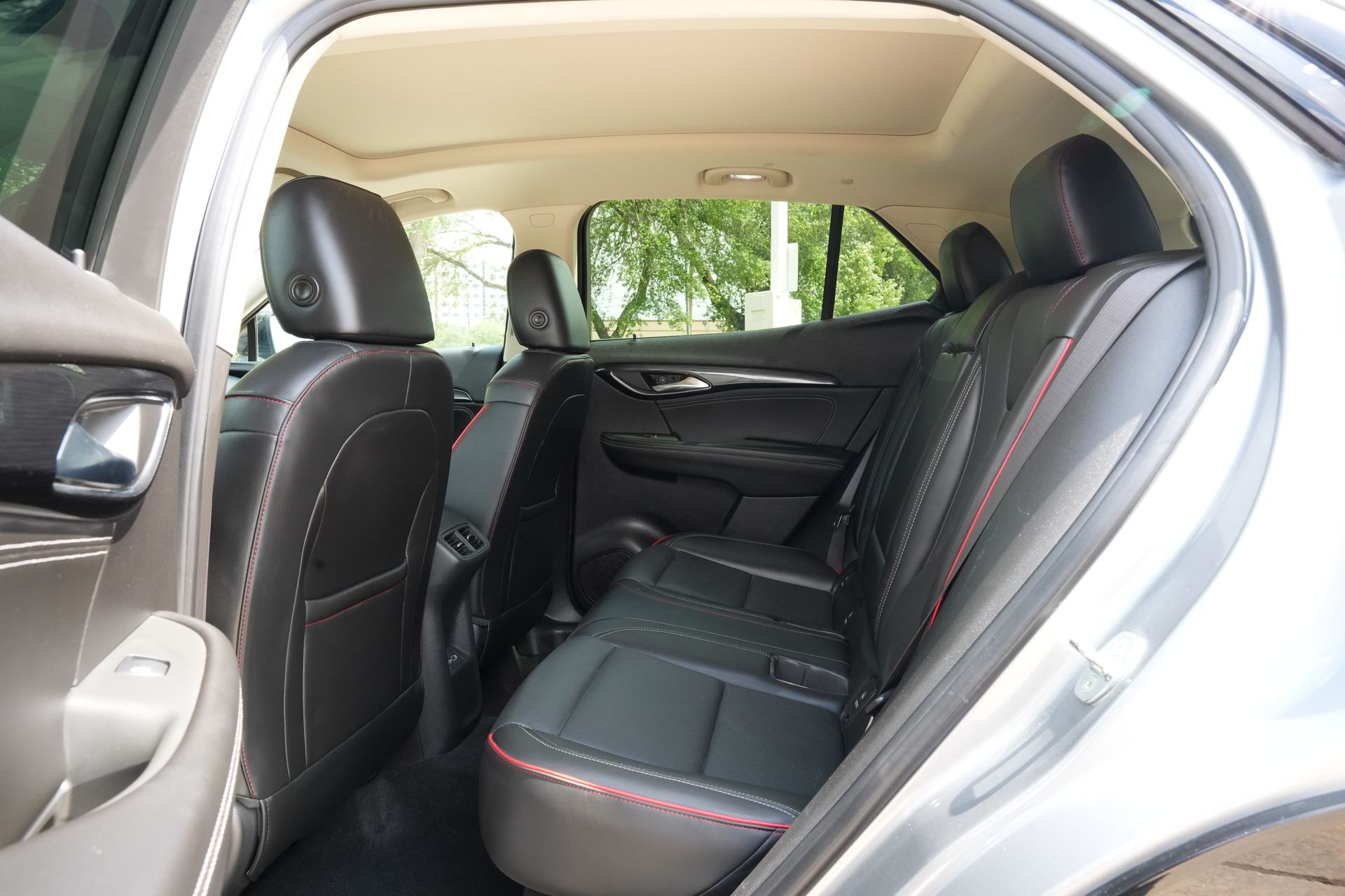 2023 Buick Envision Essence Gray at Toyota of Victoria
