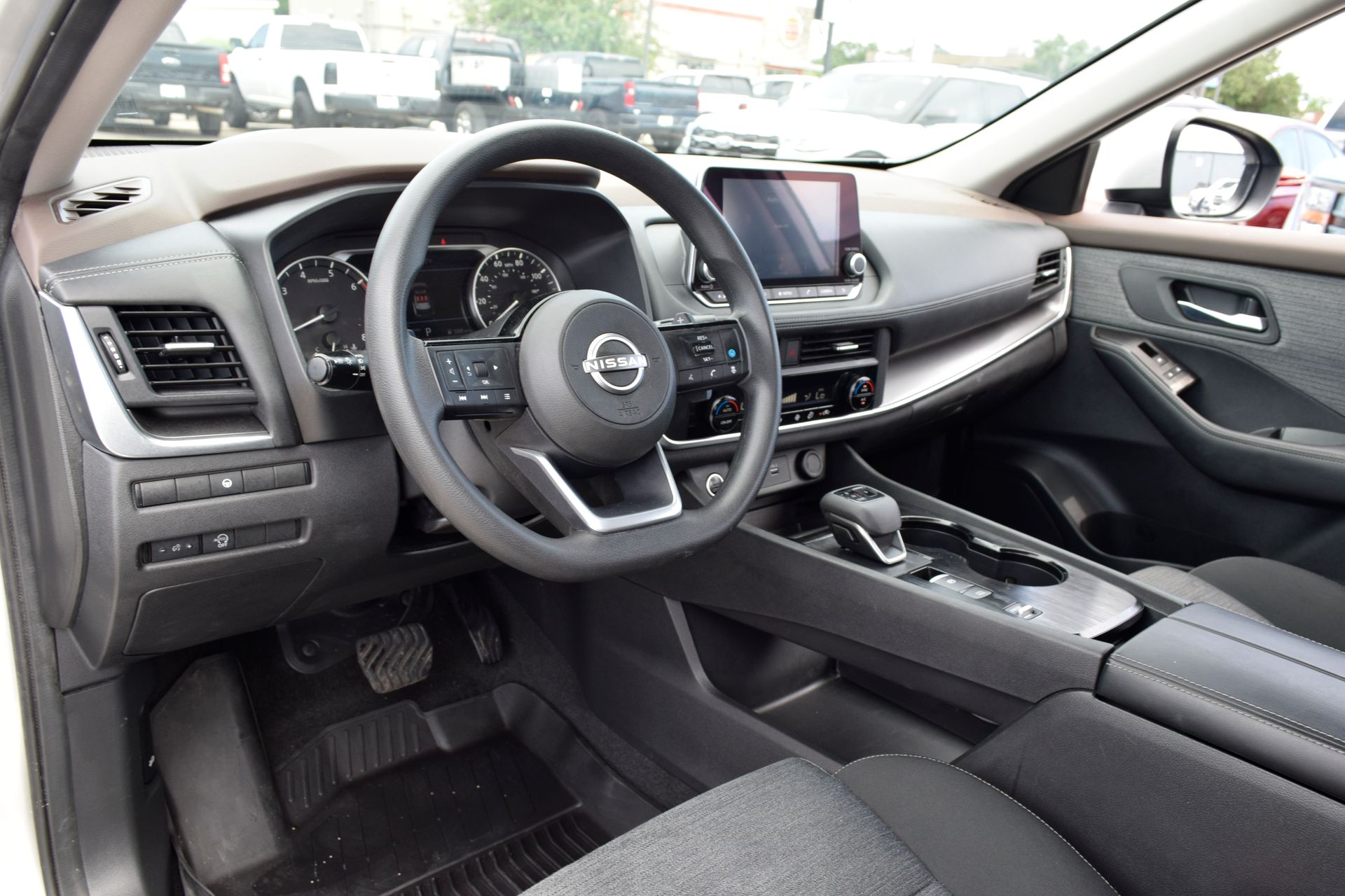 2023 Nissan Rogue SV Silver at Baytown Hyundai