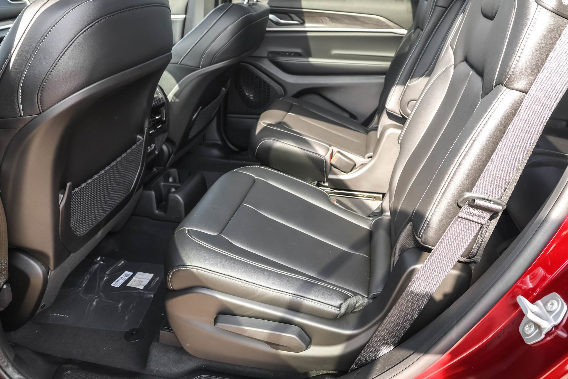 2025 JEEP GRAND CHEROKEE L - Image 9