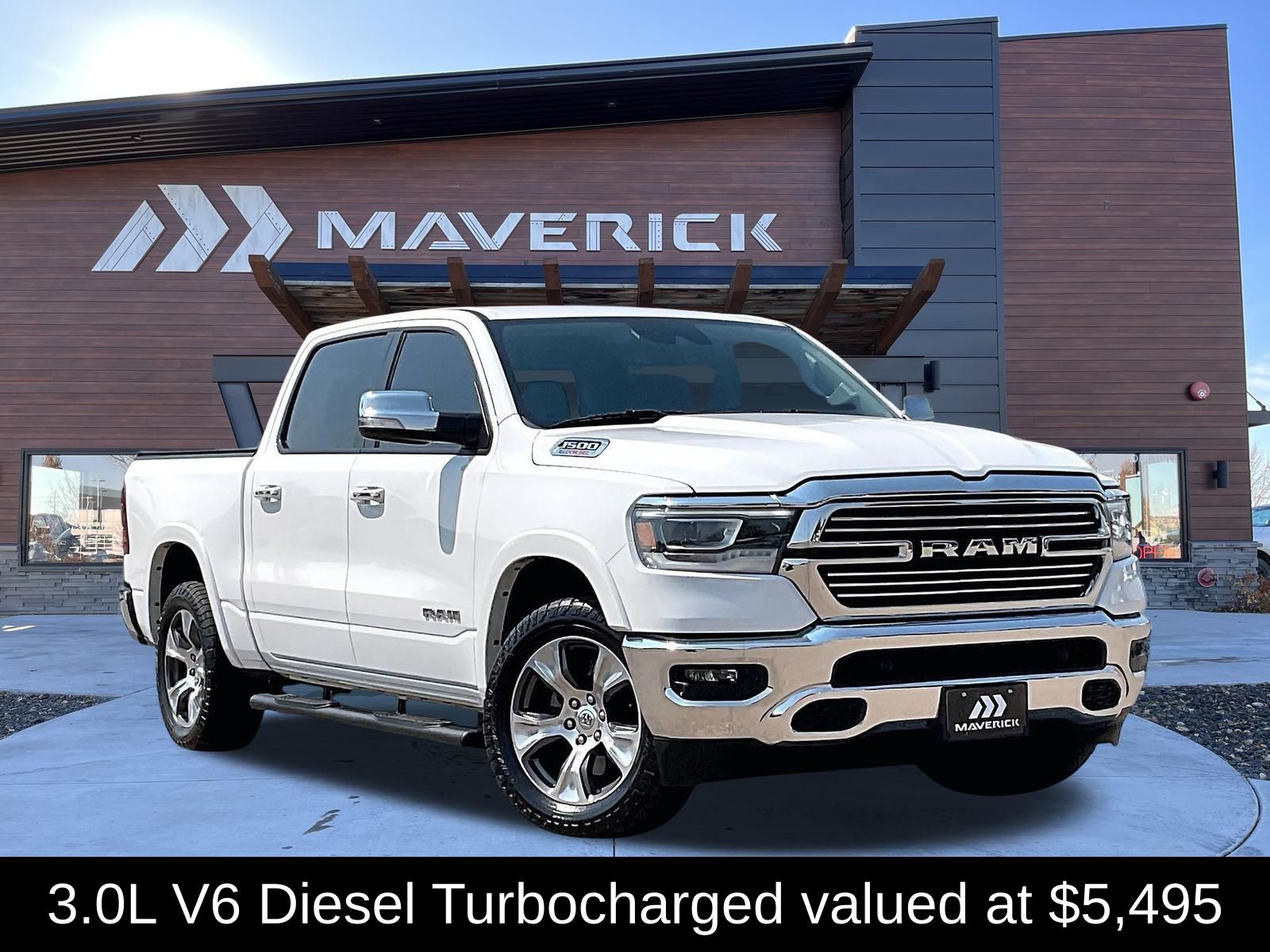 Bright White Clearcoat 2022 RAM 1500 Pickup Truck Four-Wheel Drive Automatic