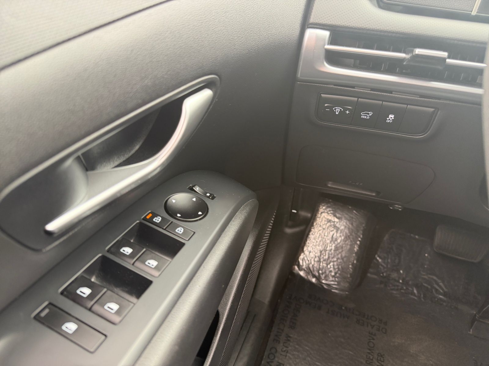 2025 Hyundai Tucson SEL - Photo 24