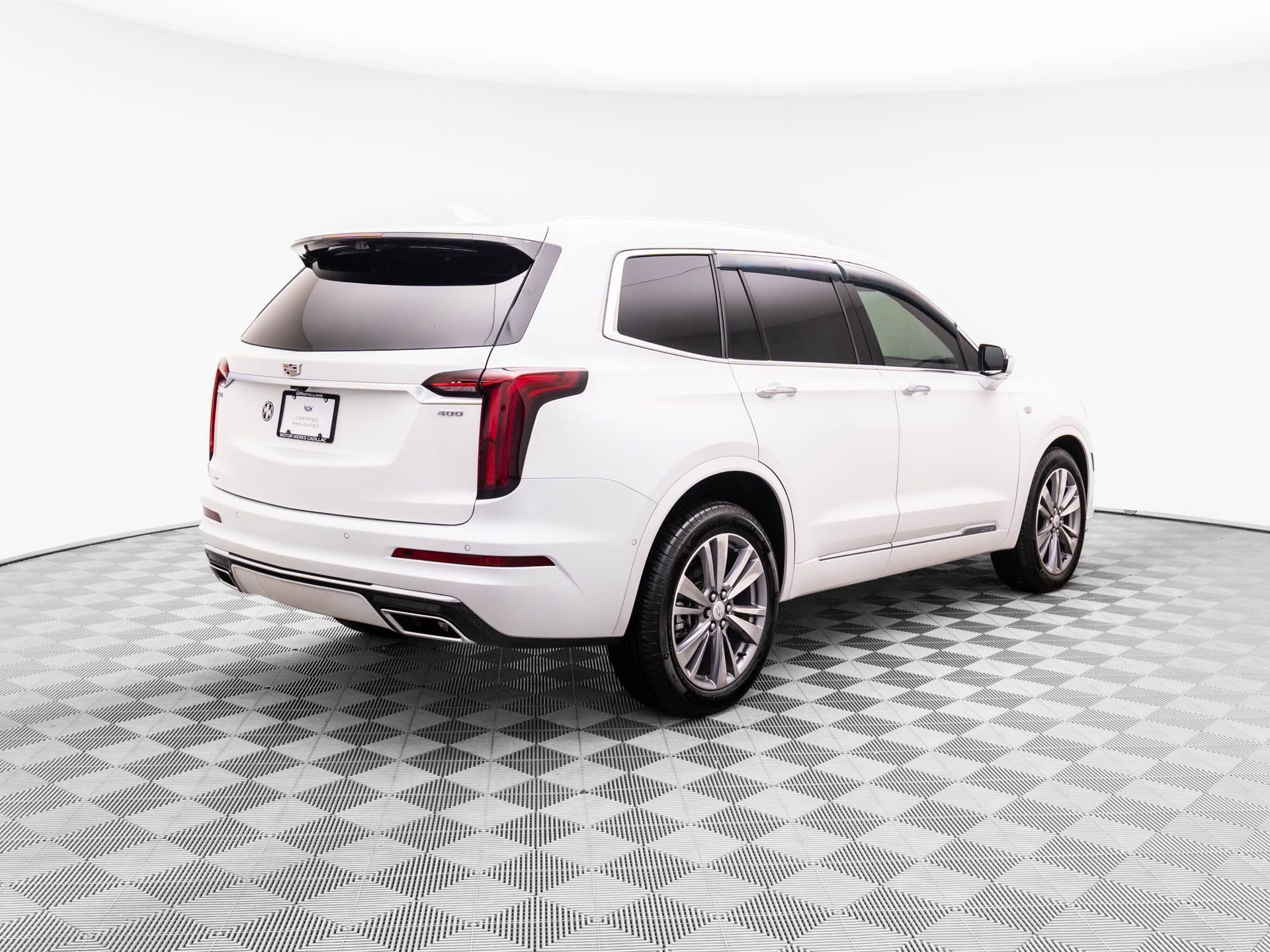 2024 Cadillac XT6 Premium Luxury photo