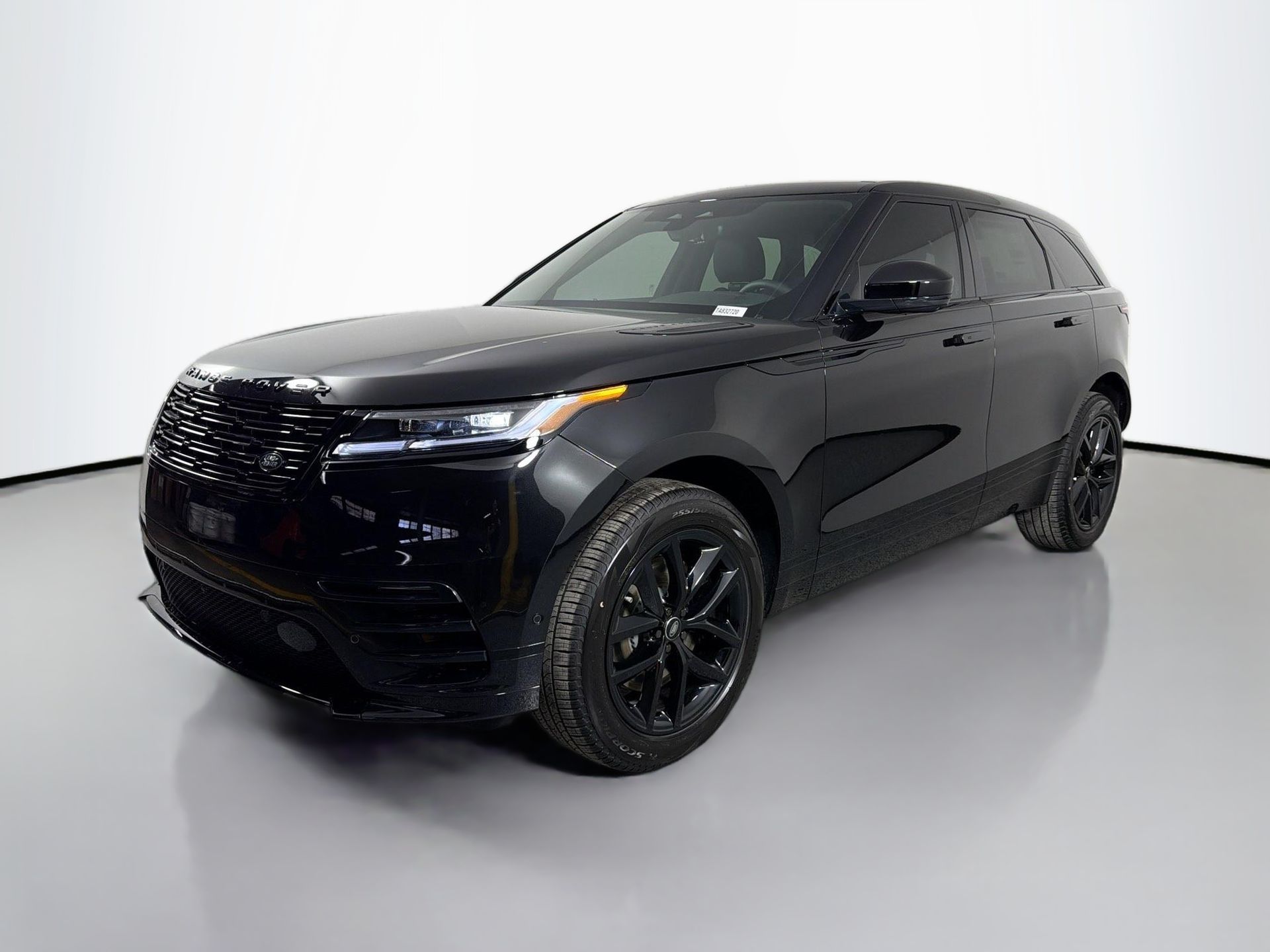 2026 Land Rover Range Rover Velar P250 Dynamic SE AWD