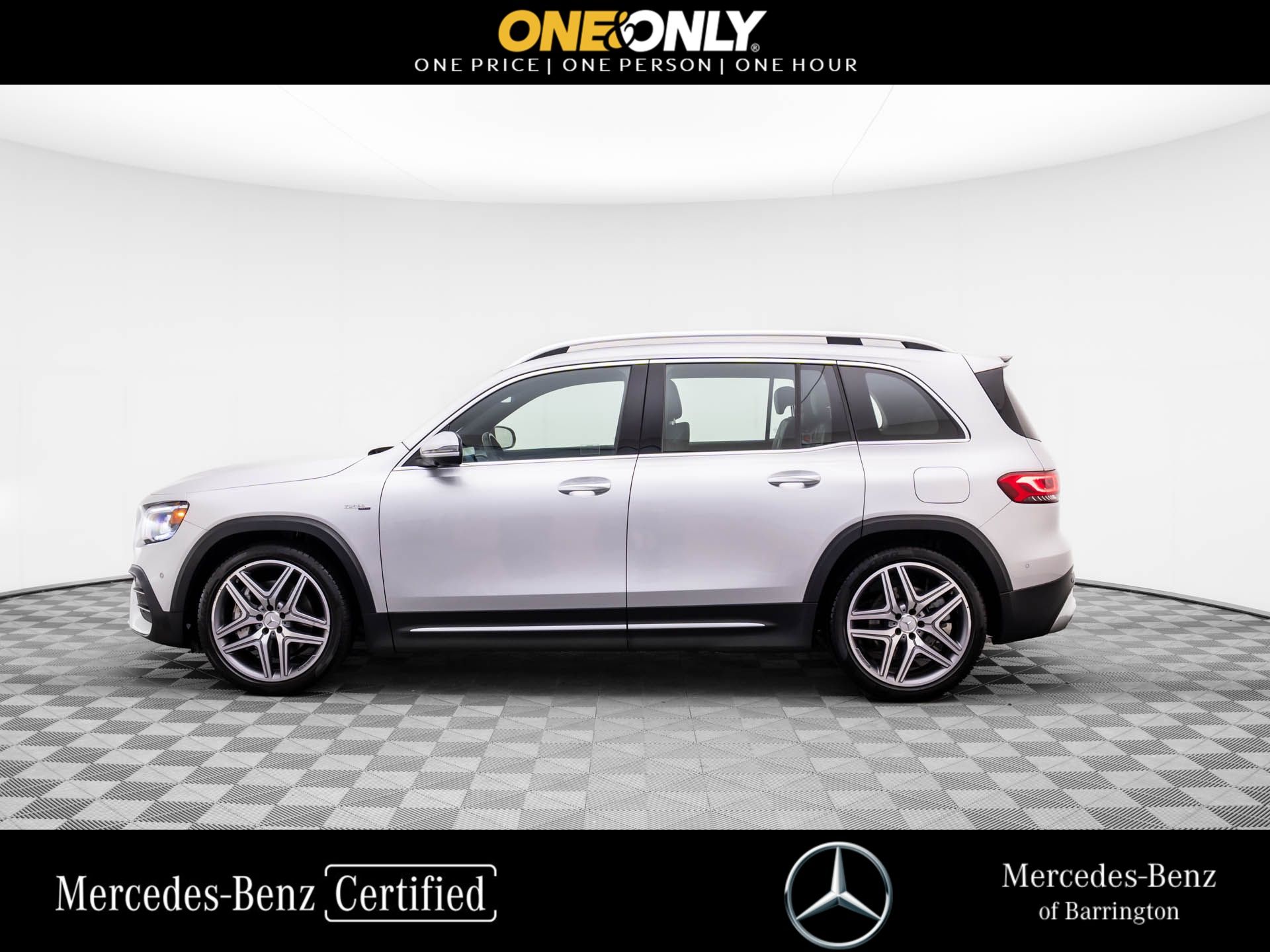 2022 Mercedes-Benz GLB GLB 35 AMG photo