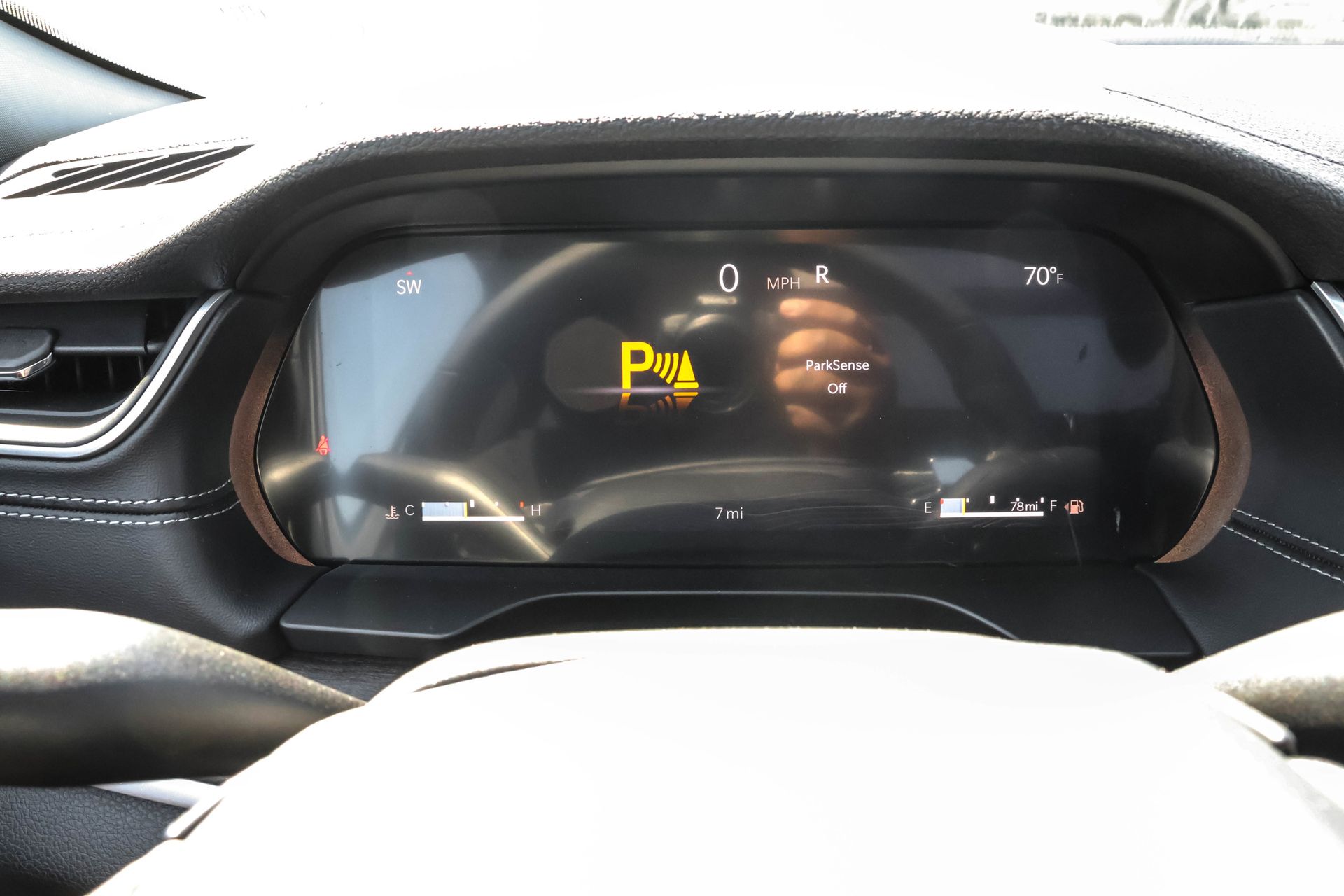 2025 JEEP GRAND CHEROKEE - Image 27